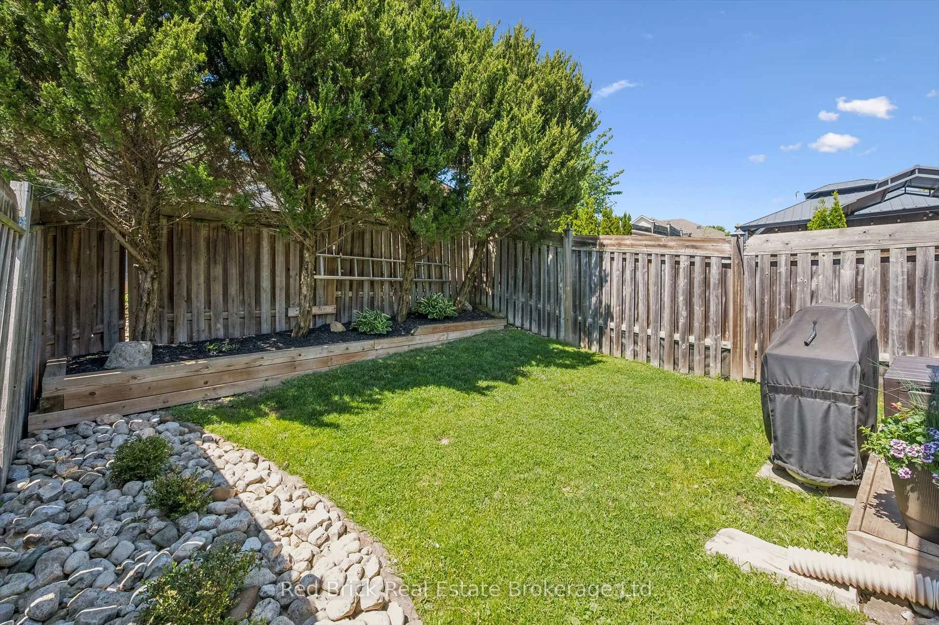 Photo 38 of 28 Davison Drive, Guelph, Grange Road — HOMEH