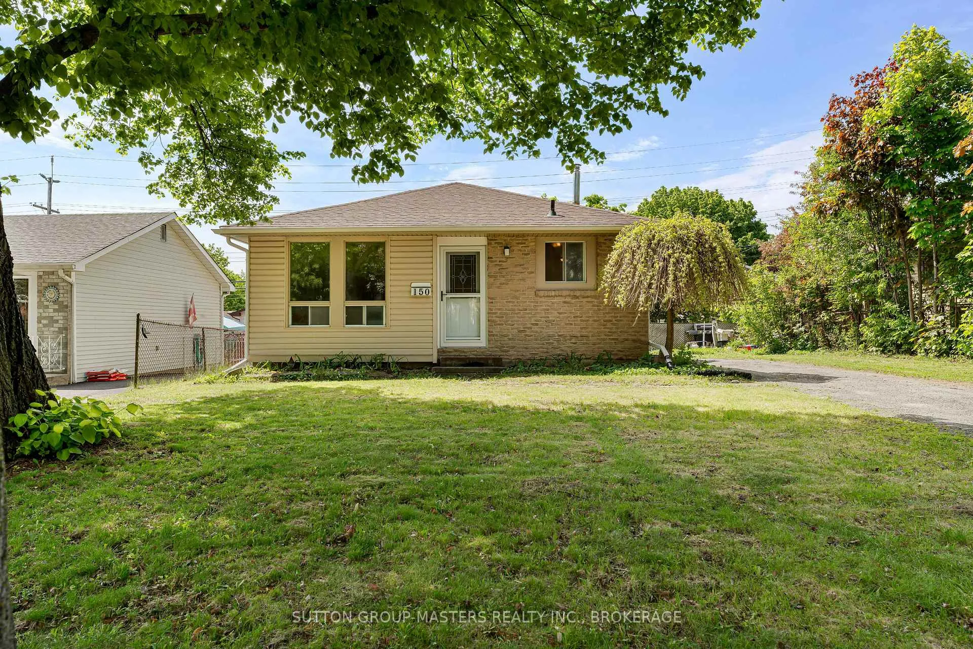 Front of 150 Dauphin Avenue