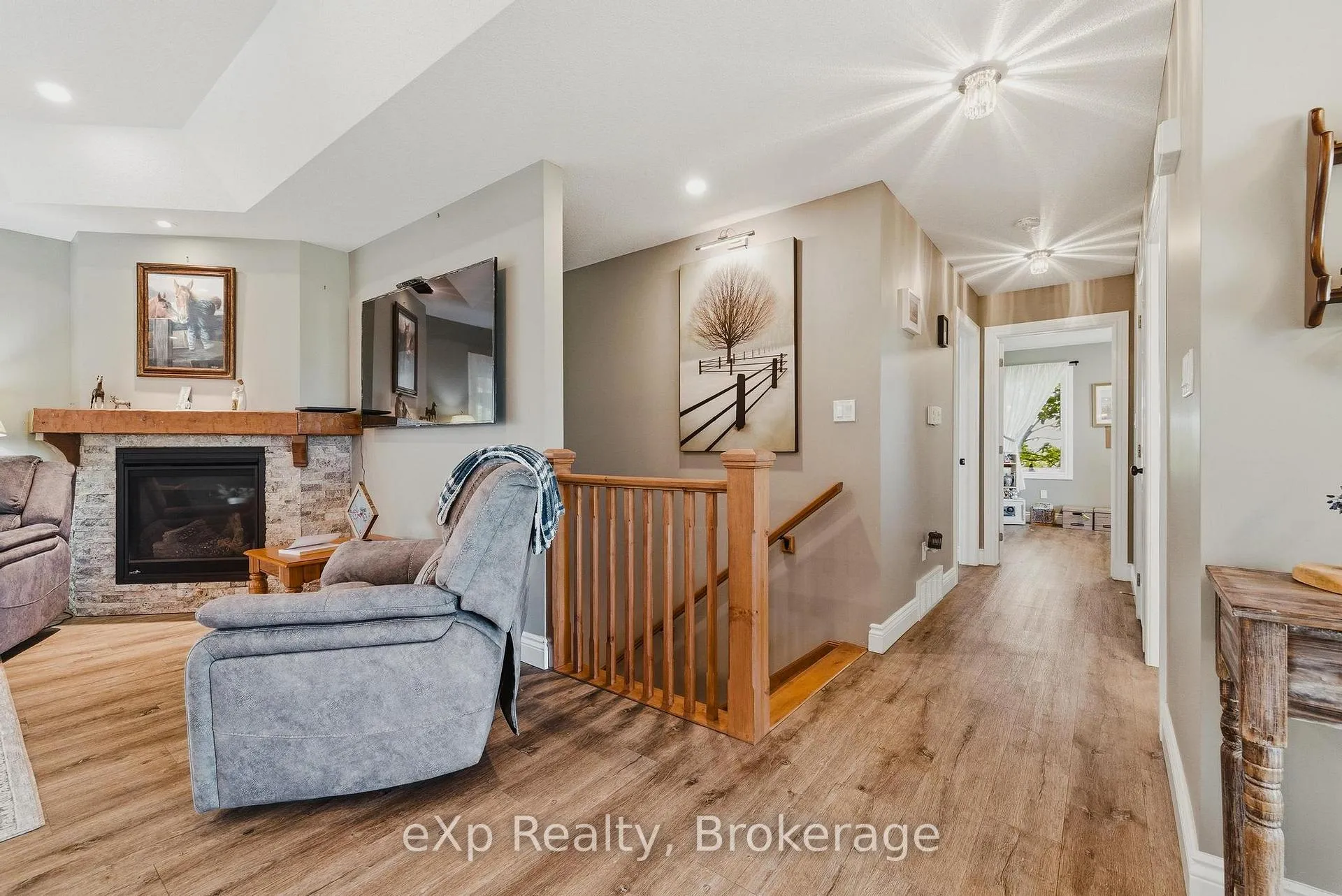 Photo 21 of 100 Harris Crescent, Southgate — HOMEH