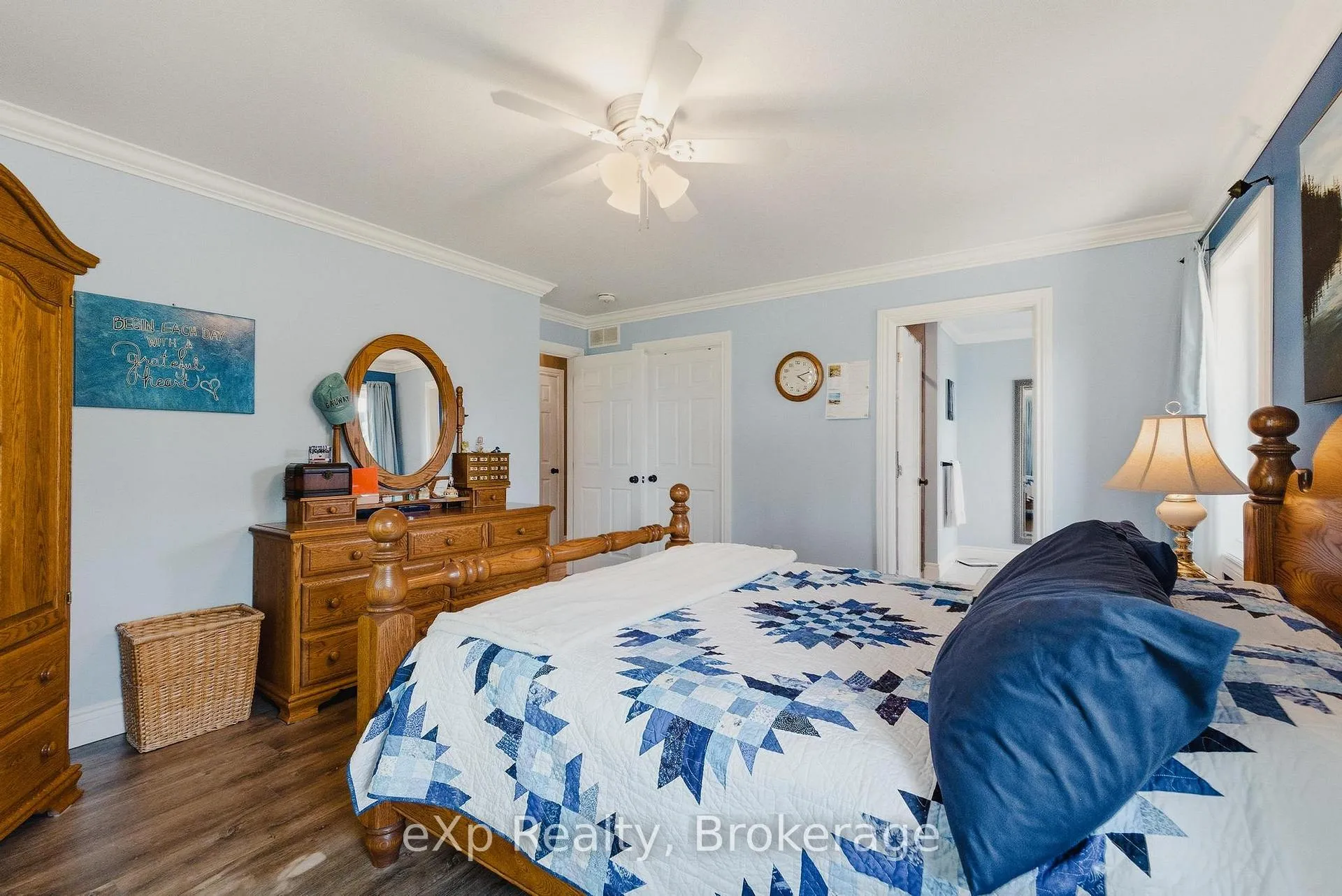 Photo 24 of 100 Harris Crescent, Southgate — HOMEH