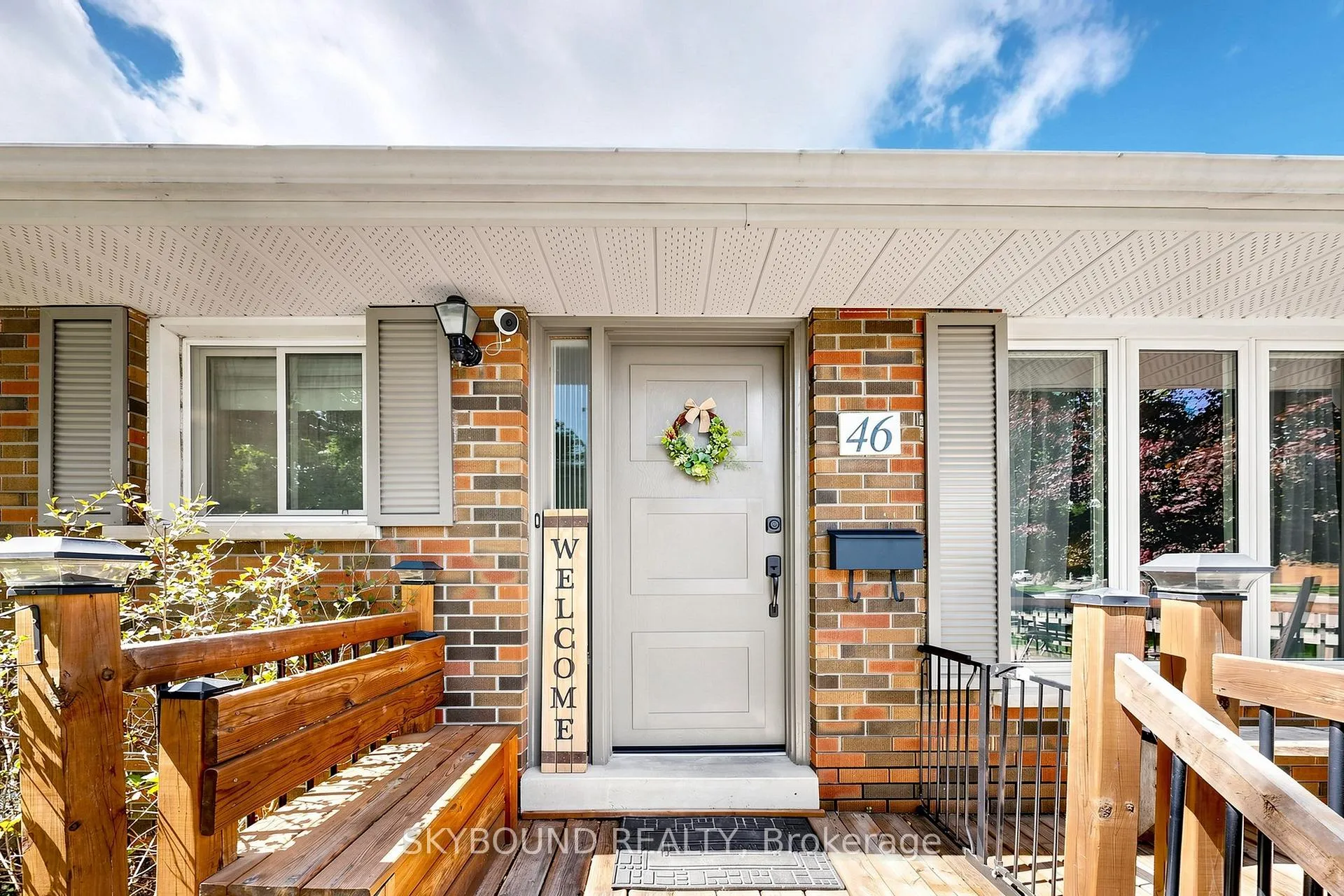 Photo 2 of 46 Melbourne Street E, Kawartha Lakes, Lindsay — HOMEH