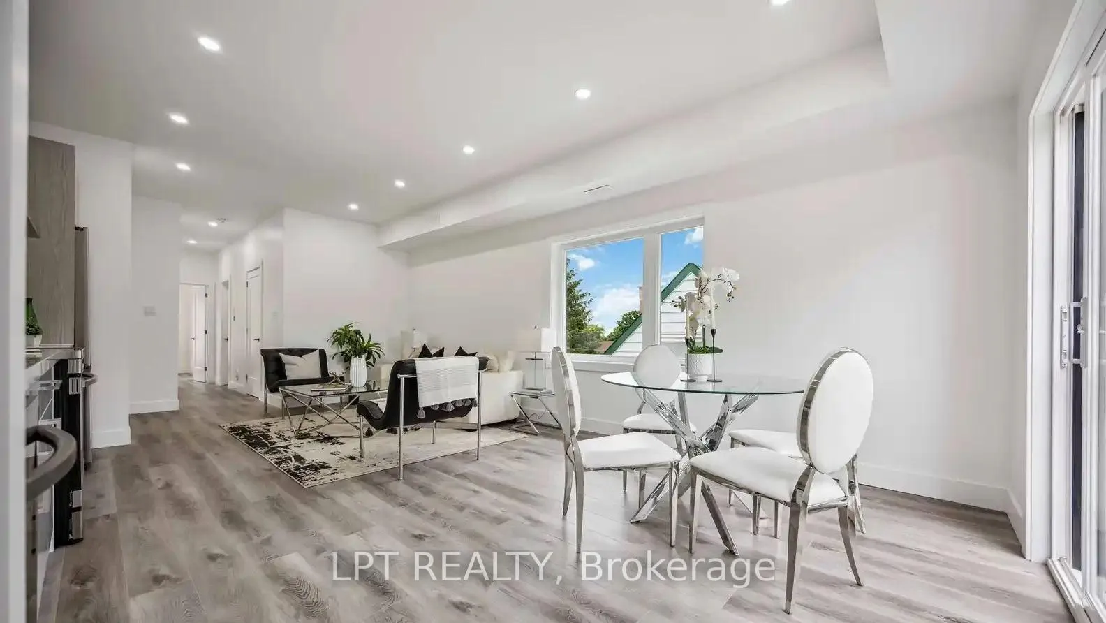 Photo 1 of 19 Hatfield Crescent, Etobicoke, Elms-Old Rexdale — HOMEH