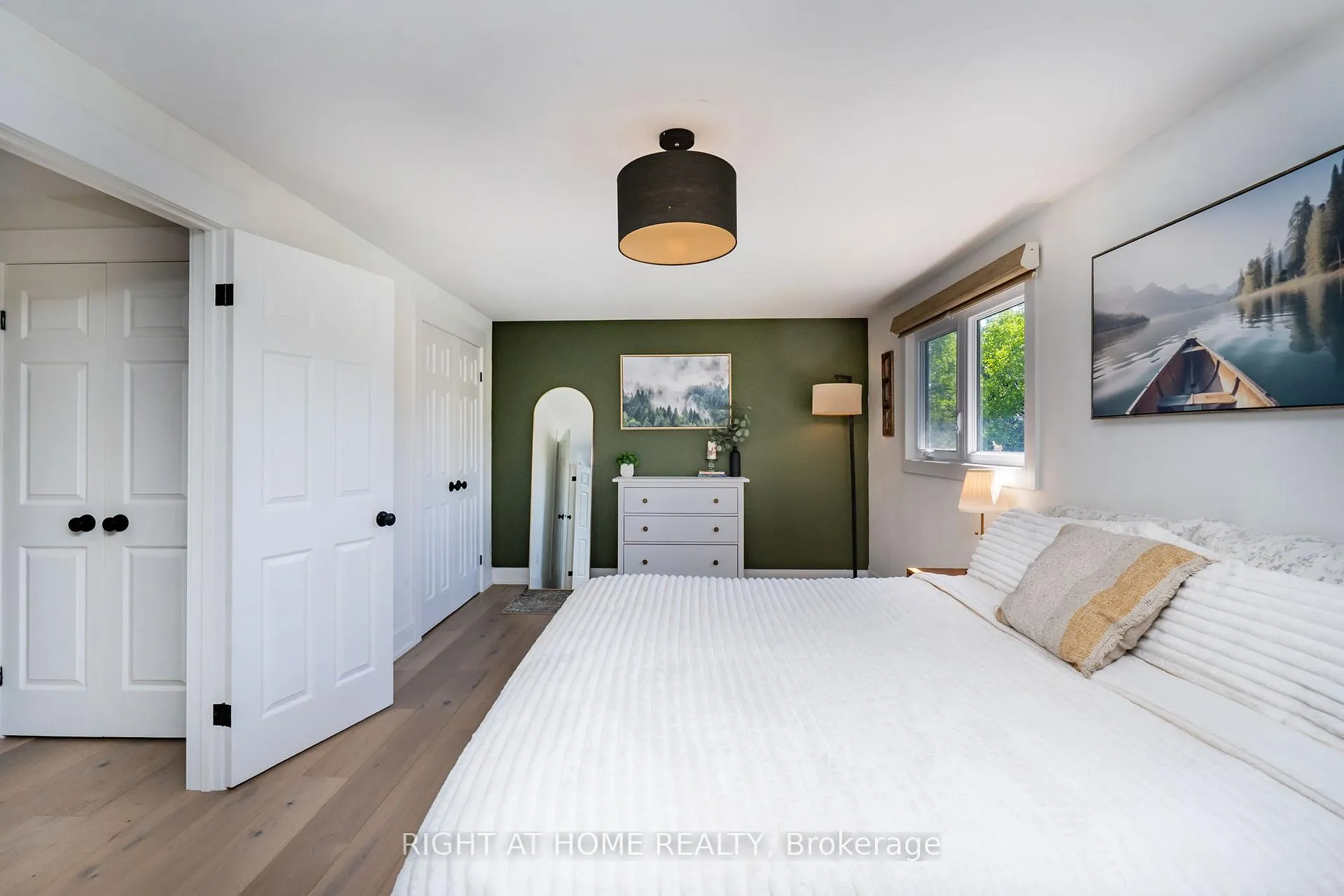 Photo 26 of 45 Irwin Crescent, Halton Hills, Georgetown — HOMEH