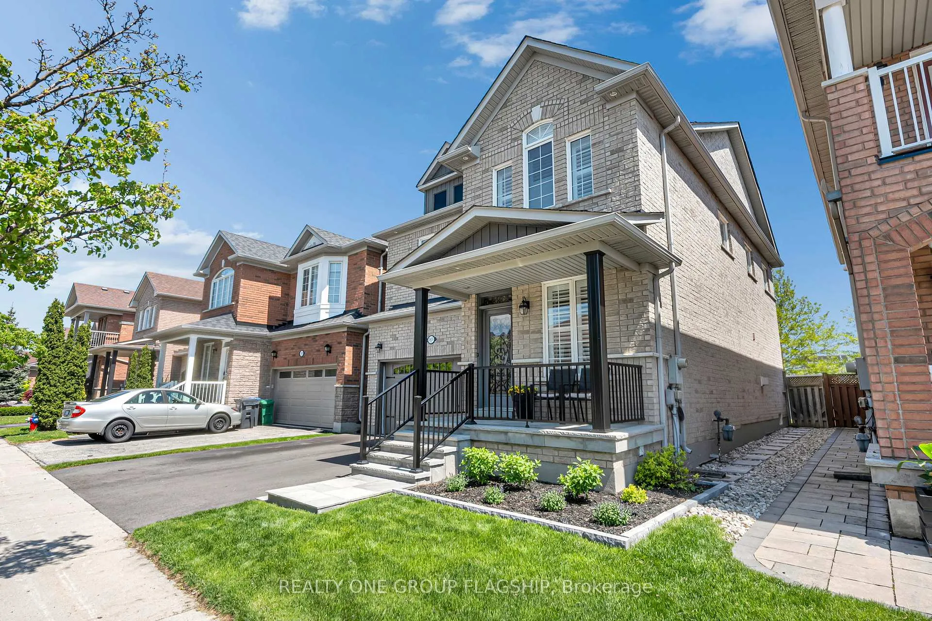 Photo 4 of 3435 Jorie Crescent, Mississauga, Churchill Meadows — HOMEH