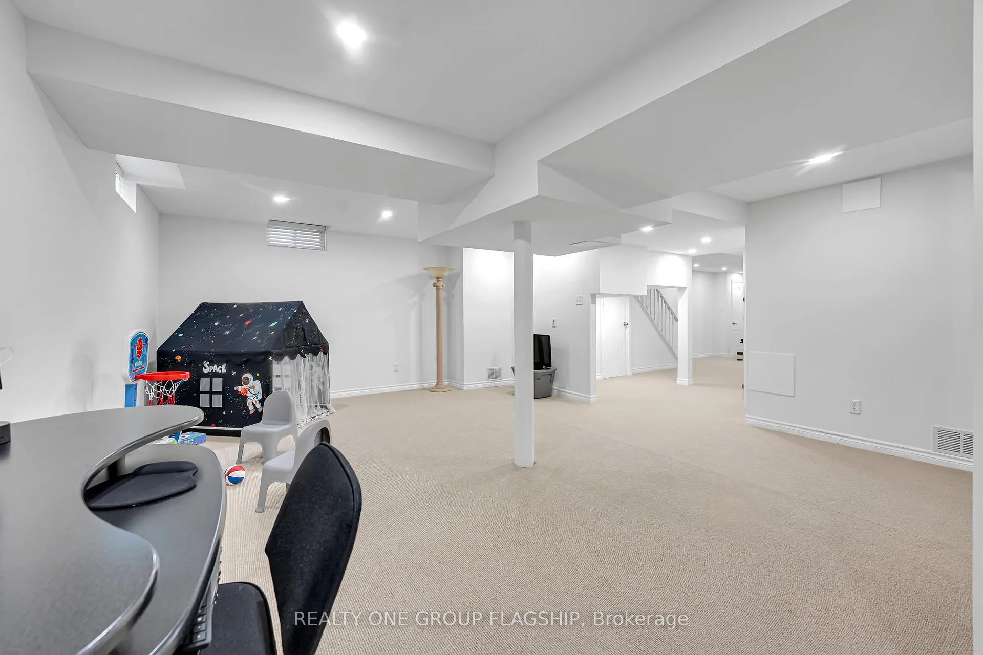 Photo 9 of 3435 Jorie Crescent, Mississauga, Churchill Meadows — HOMEH