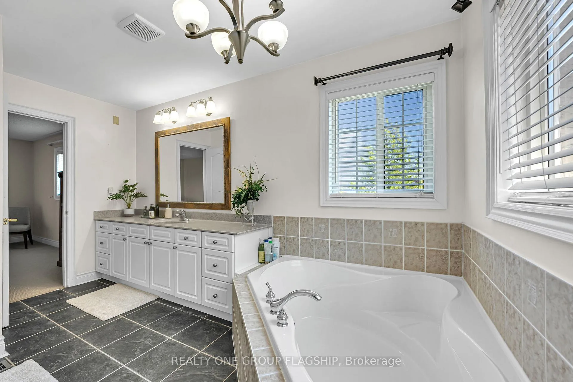 Photo 26 of 3435 Jorie Crescent, Mississauga, Churchill Meadows — HOMEH