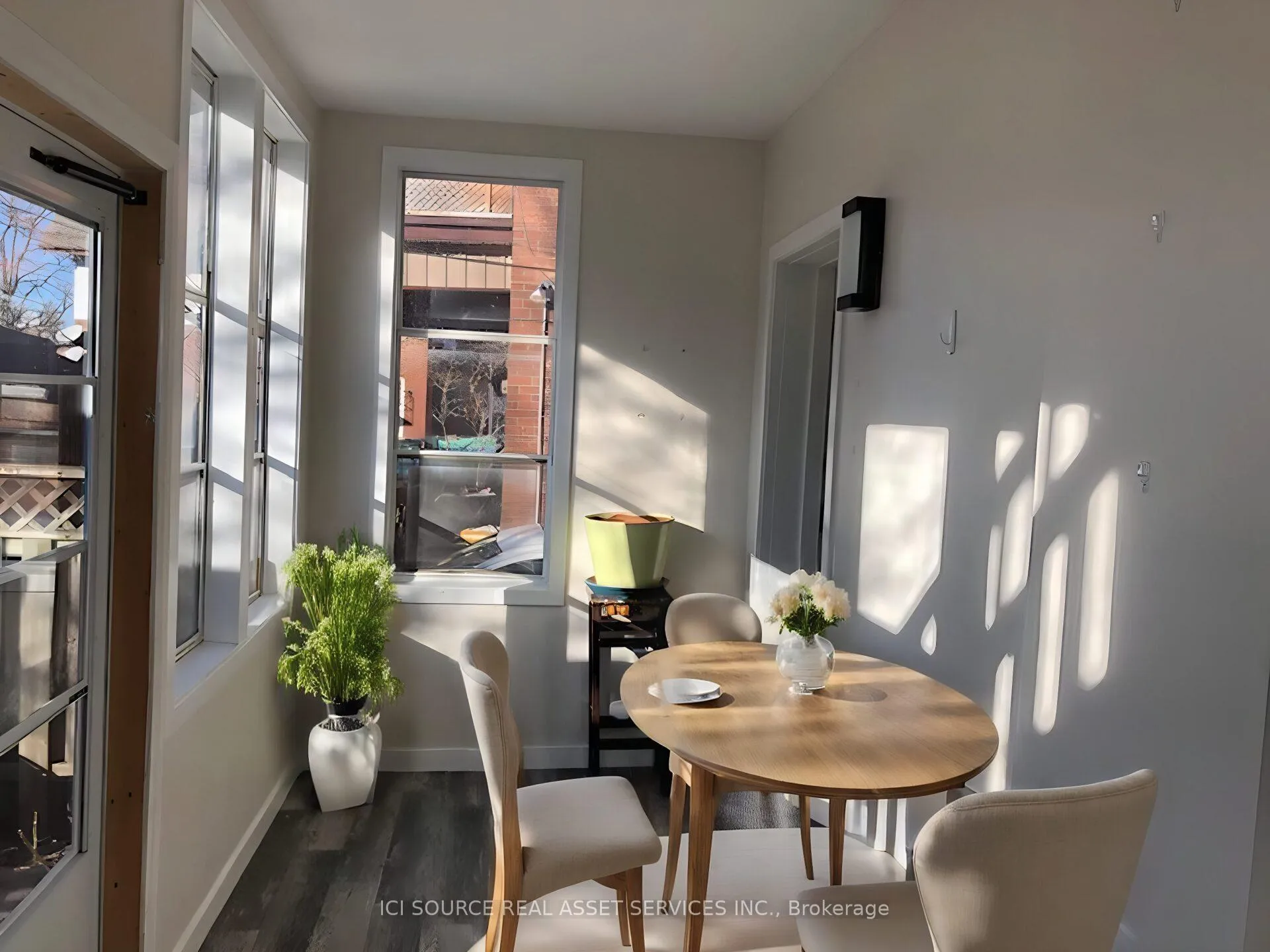 Photo 16 of Unit Main Fl, 16 Eastbourne Avenue, Hamilton, St. Clair — HOMEH