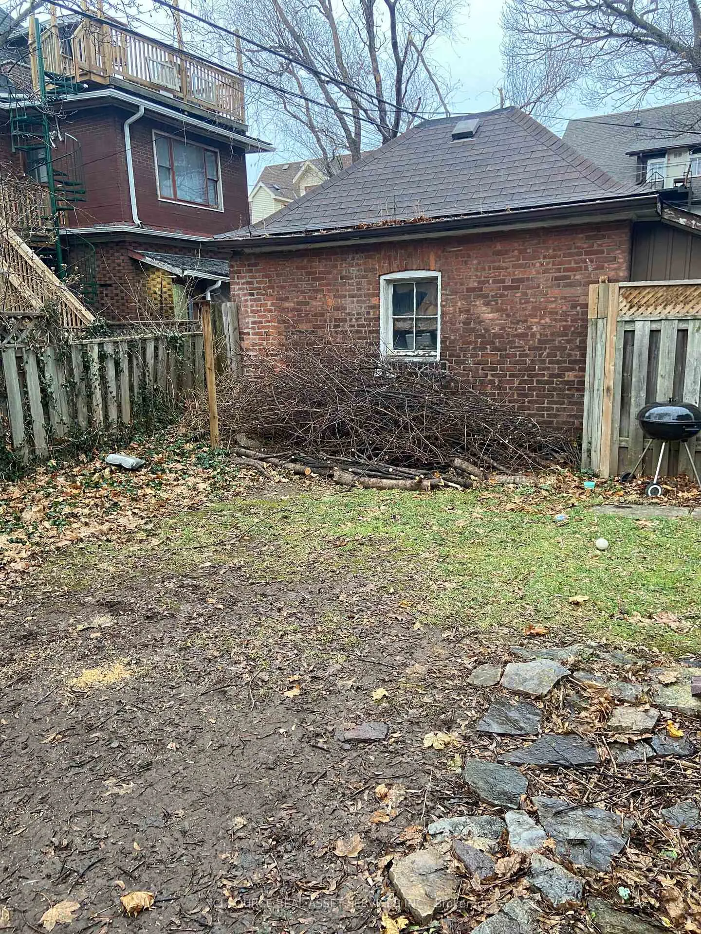 Photo 17 of Unit Main Fl, 16 Eastbourne Avenue, Hamilton, St. Clair — HOMEH