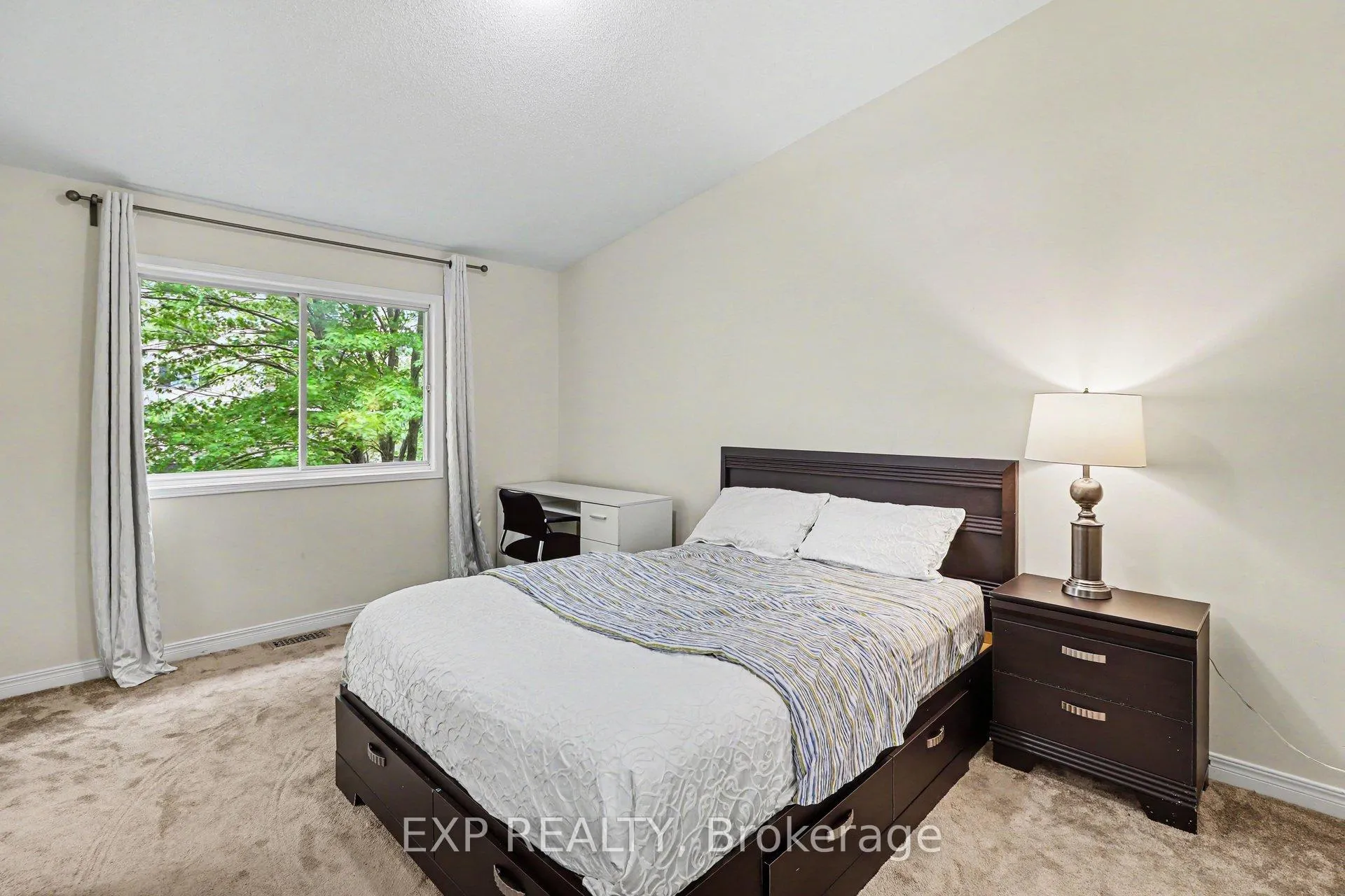 Photo 16 of Unit A, 46 San Remo Private, Ottawa, Riverview Park — HOMEH