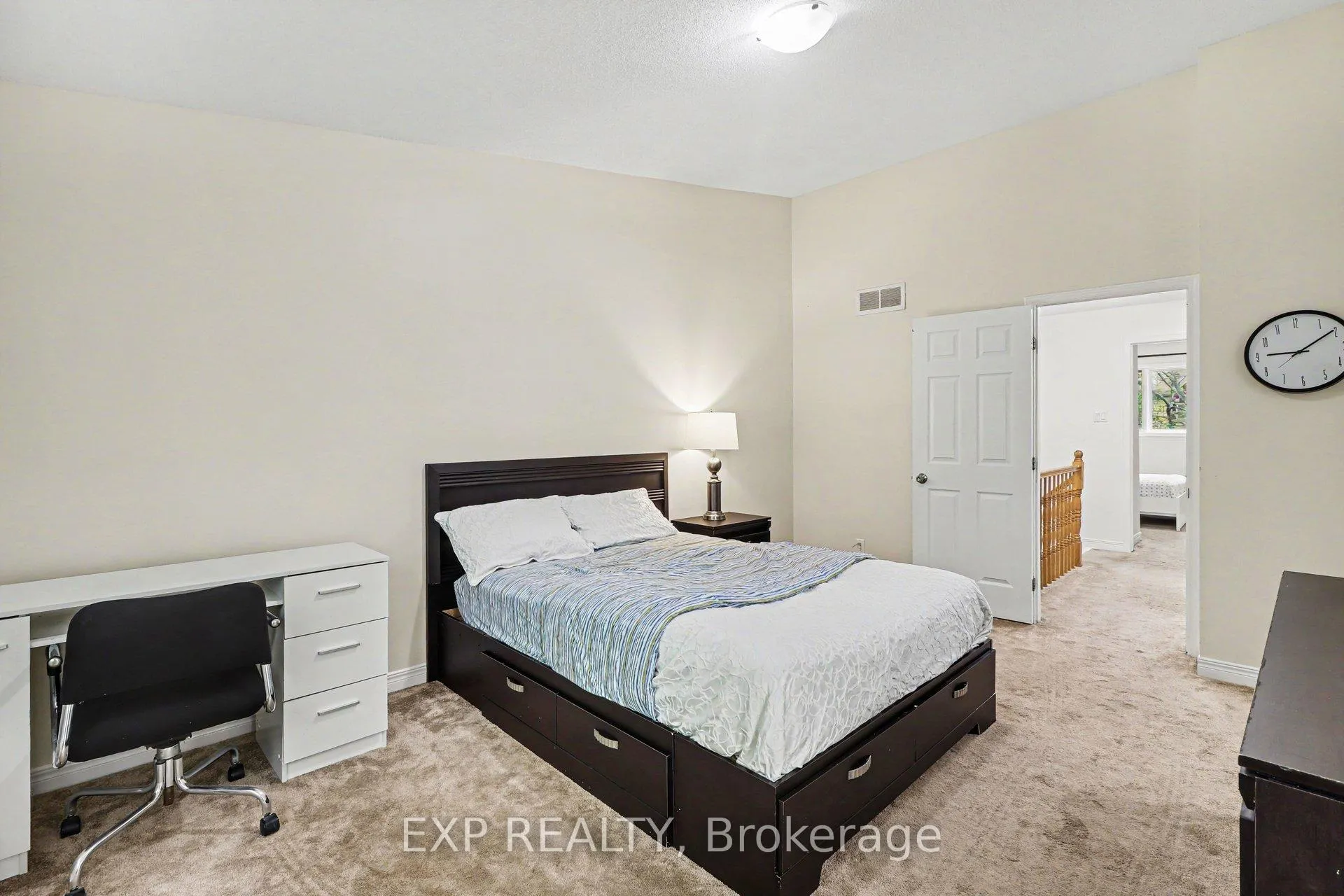 Photo 18 of Unit A, 46 San Remo Private, Ottawa, Riverview Park — HOMEH