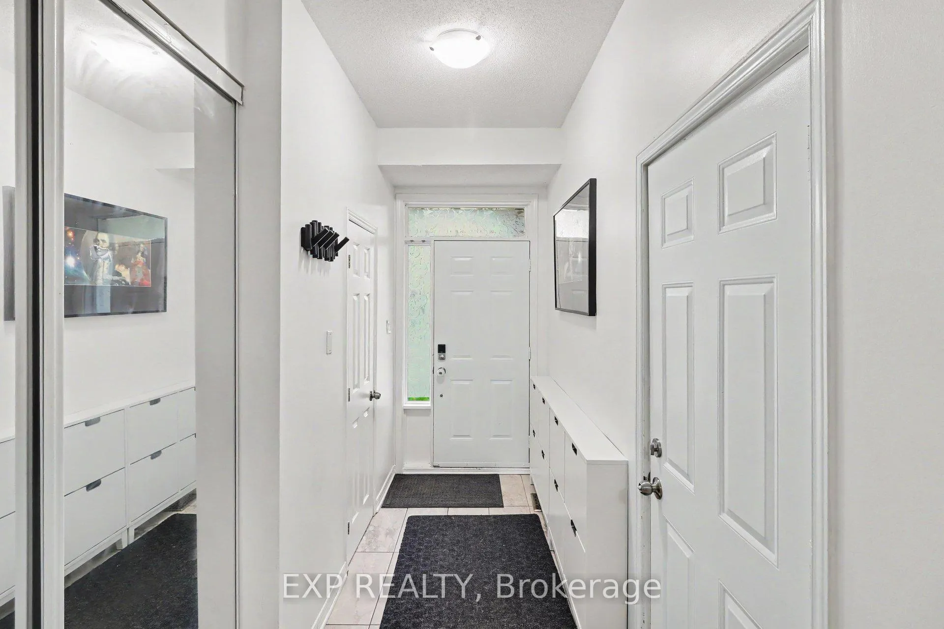 Photo 2 of Unit C, 46 San Remo Private, Ottawa, Riverview Park — HOMEH