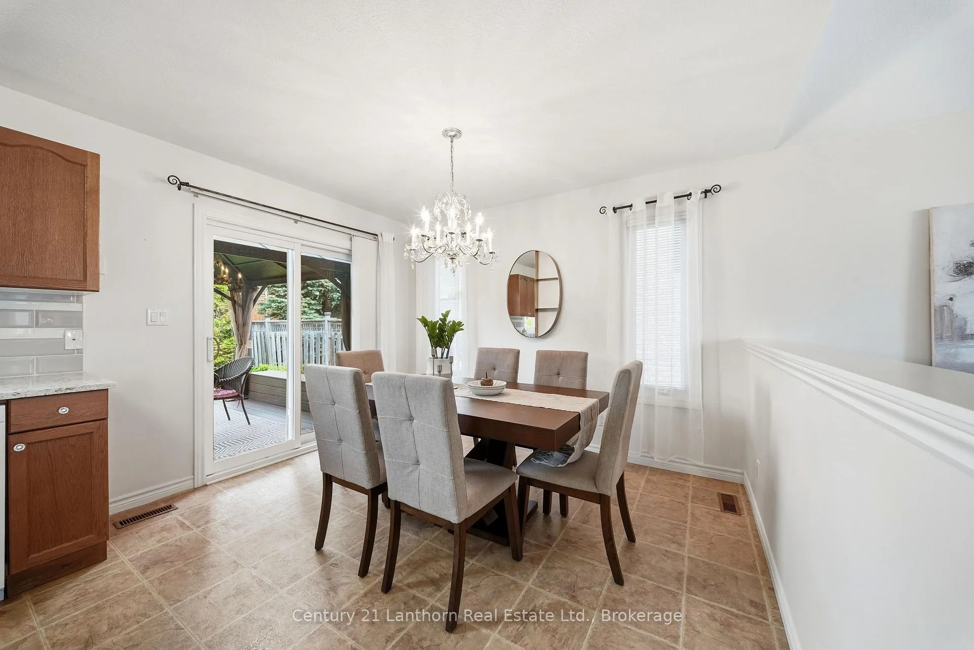 Photo 16 of 109 Parkview Heights, Quinte West, Murray Ward — HOMEH