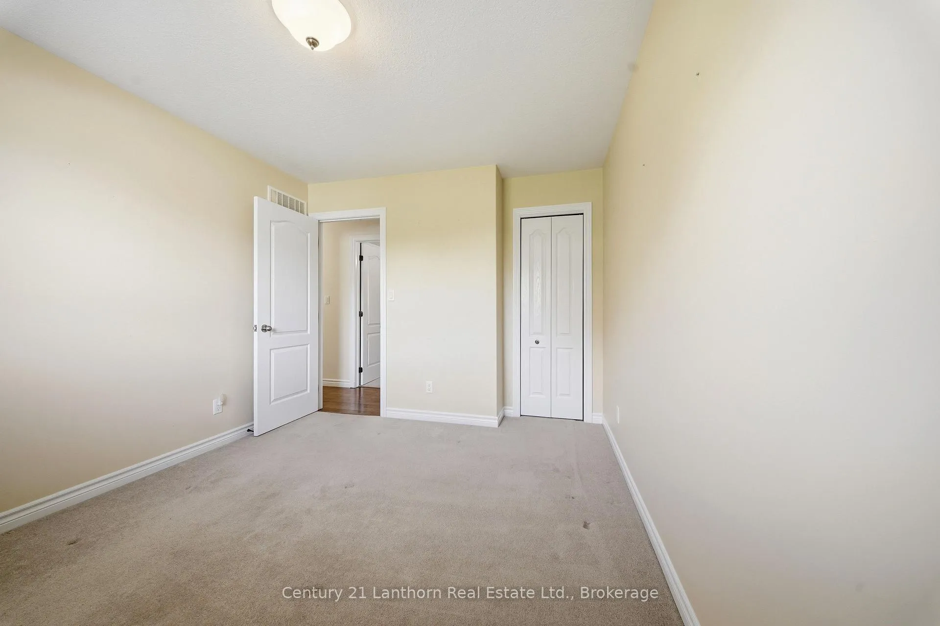 Photo 21 of 109 Parkview Heights, Quinte West, Murray Ward — HOMEH
