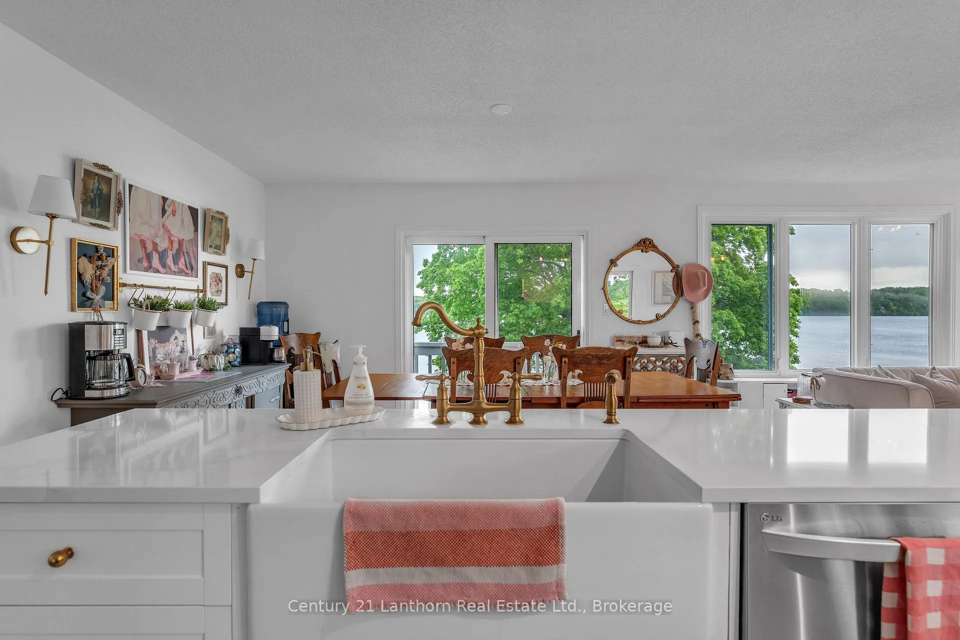 Photo 23 of 124 Richardson Lane, Prince Edward County, Sophiasburg Ward — HOMEH