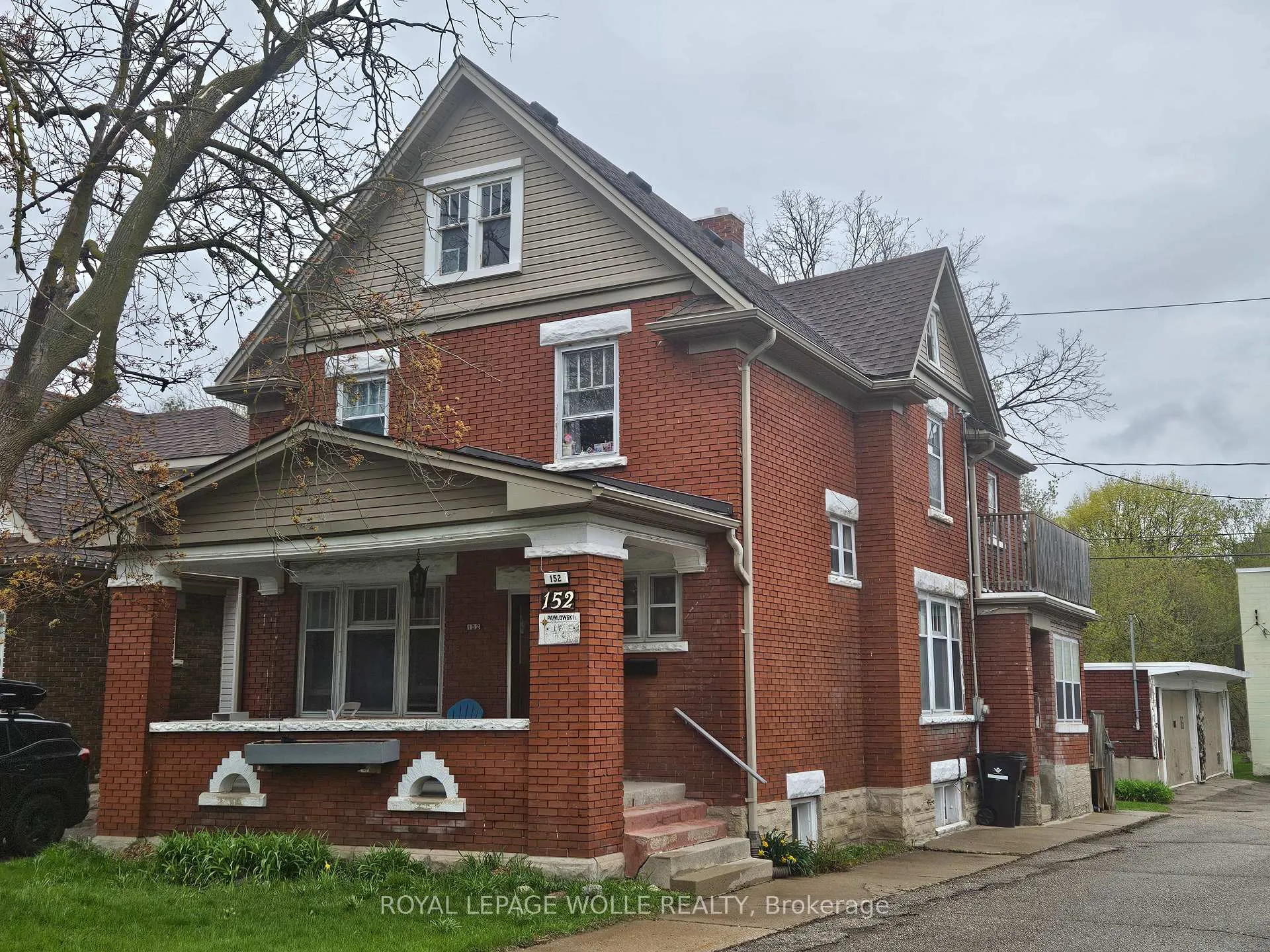 Photo 2 of 152 Homewood Avenue, Kitchener — HOMEH