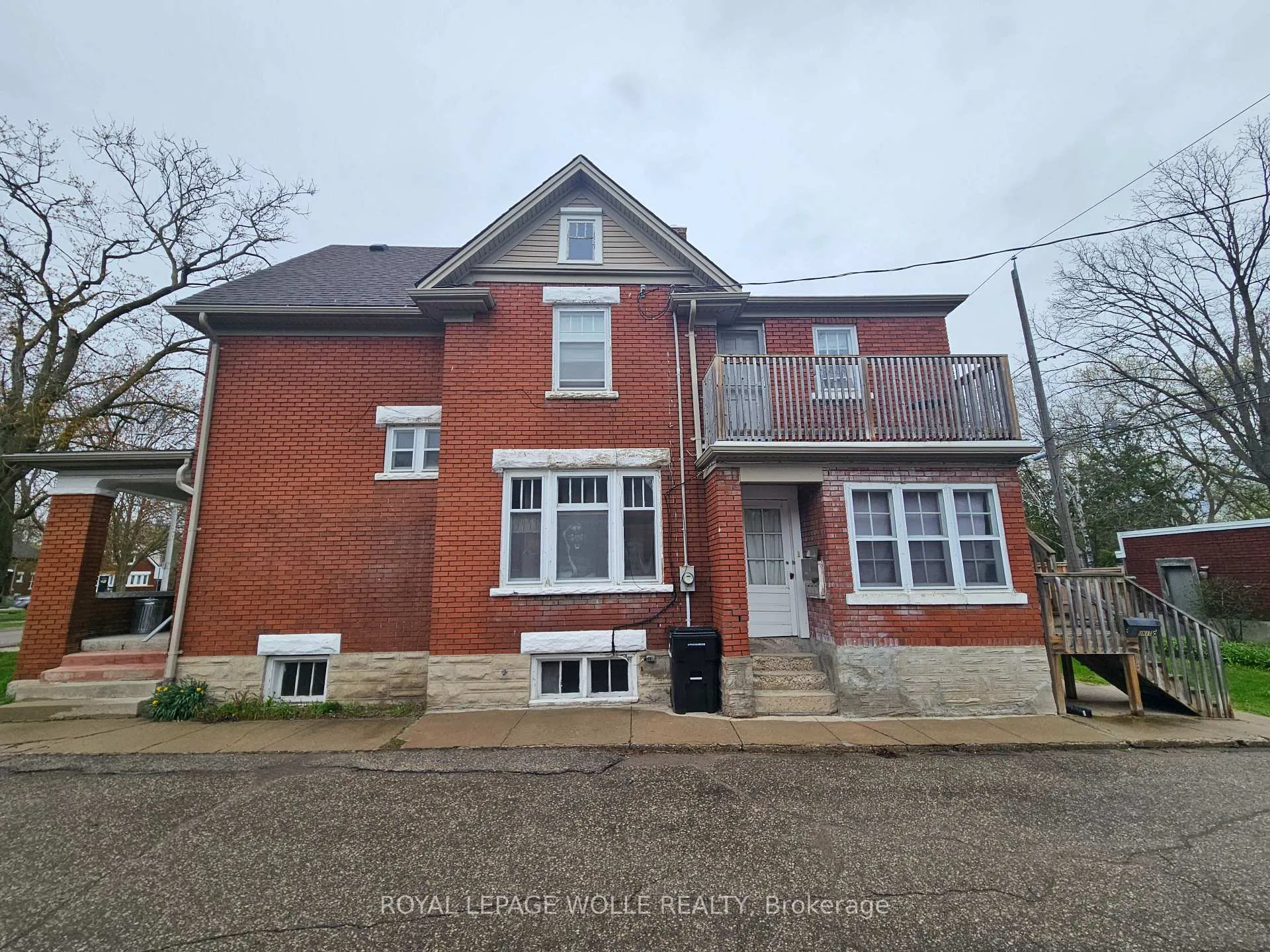 Photo 15 of 152 Homewood Avenue, Kitchener — HOMEH