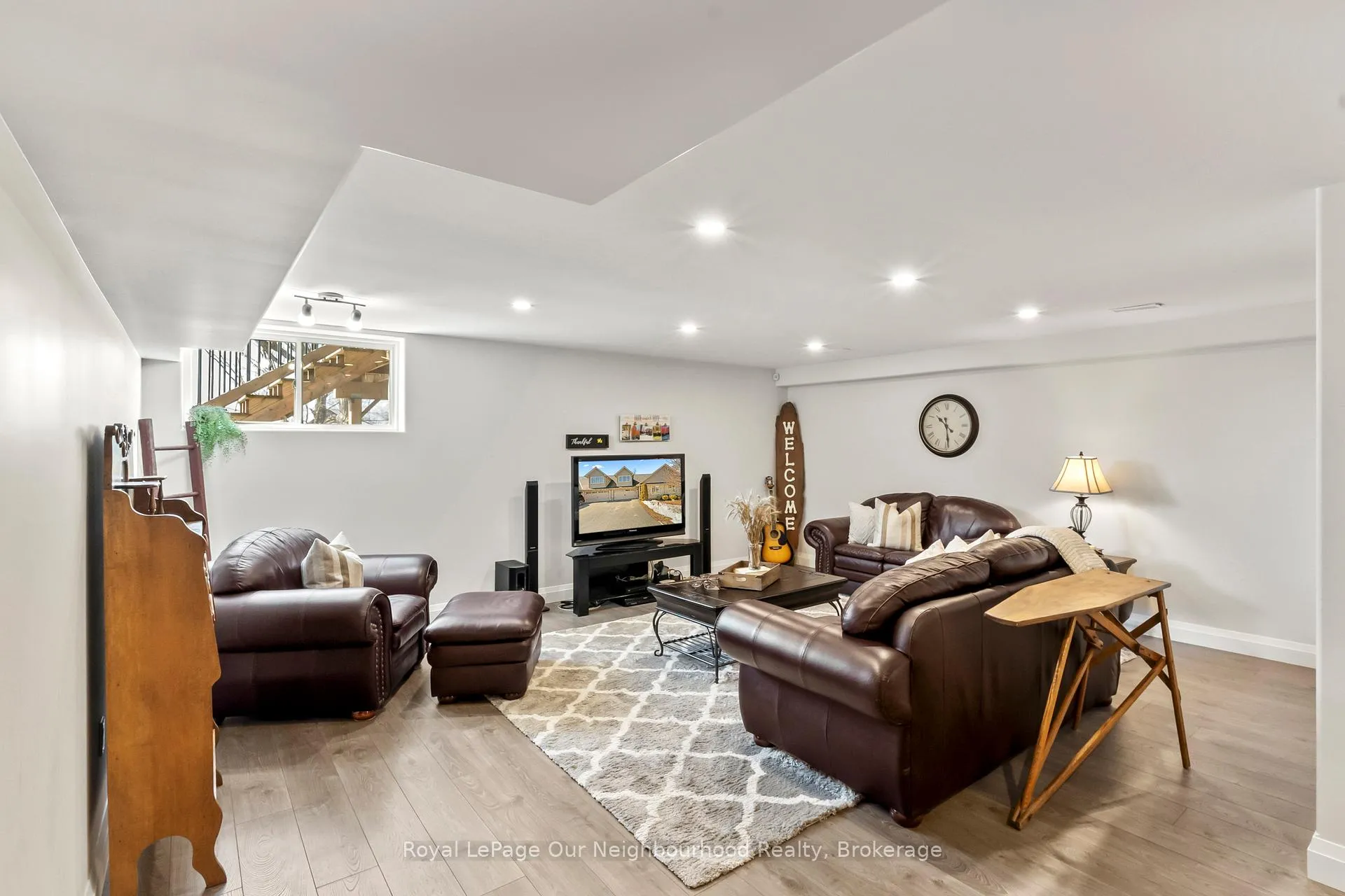 Photo 28 of 61 Orchard Way, Markham, Berczy — HOMEH