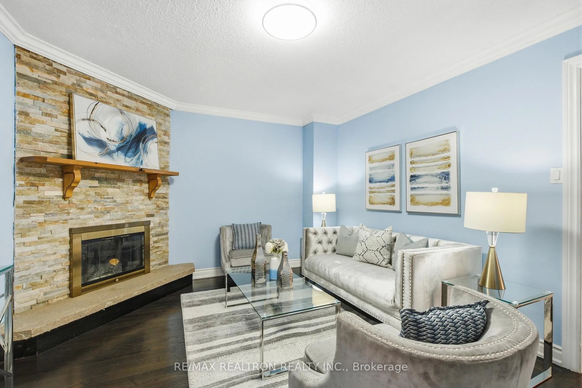 Photo 5 of 150 Borrows Street, Vaughan, Lakeview Estates — HOMEH
