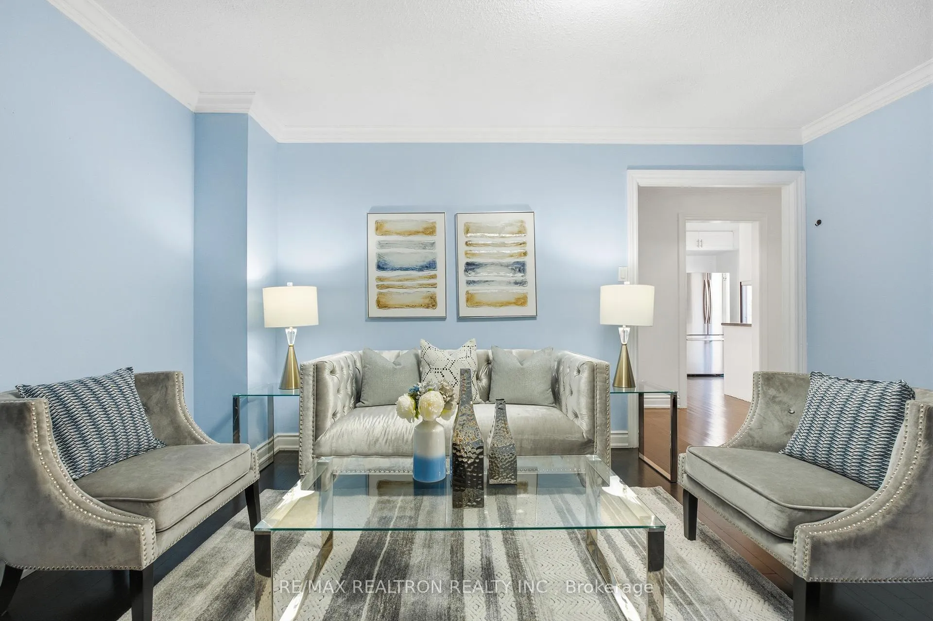 Photo 6 of 150 Borrows Street, Vaughan, Lakeview Estates — HOMEH