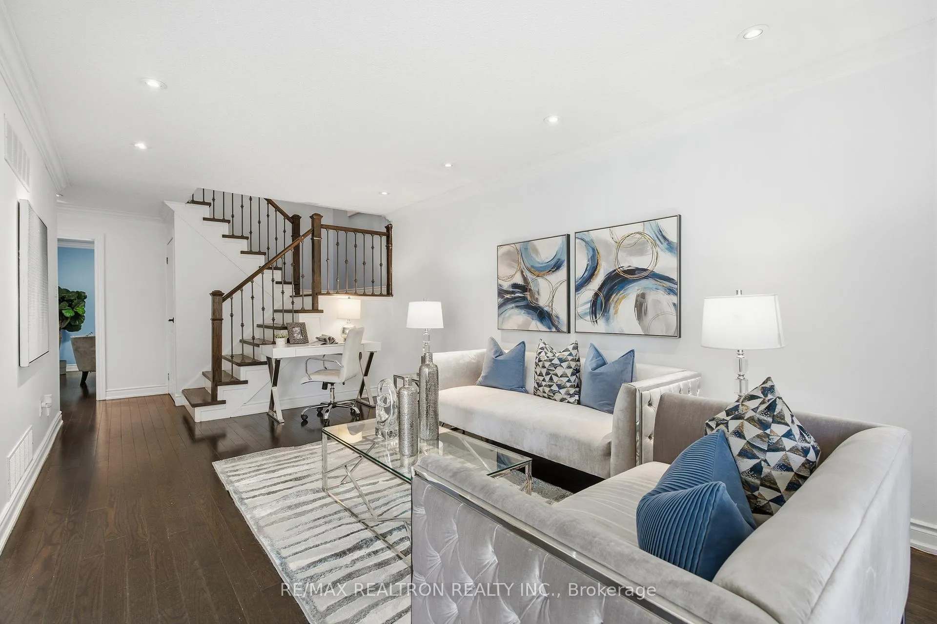 Photo 13 of 150 Borrows Street, Vaughan, Lakeview Estates — HOMEH