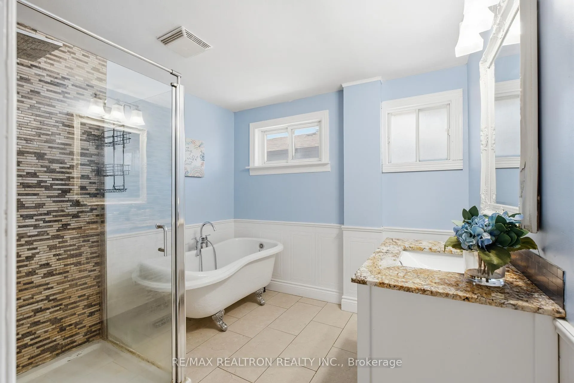 Photo 30 of 150 Borrows Street, Vaughan, Lakeview Estates — HOMEH