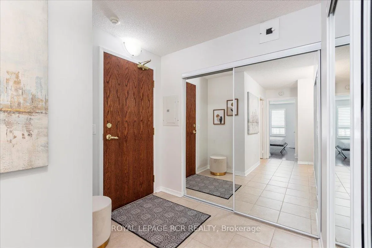 Photo 3 of Unit 113, 35 Via Rosedale Way, Brampton, Sandringham-Wellington — HOMEH