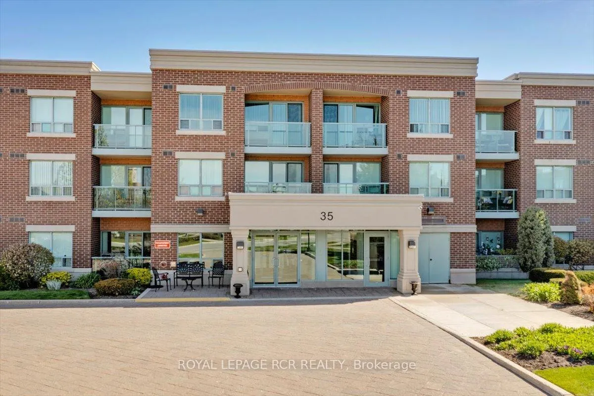 Photo 38 of Unit 113, 35 Via Rosedale Way, Brampton, Sandringham-Wellington — HOMEH