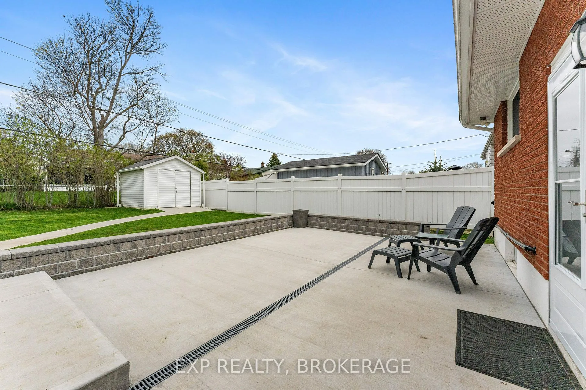 Photo 30 of 814 Camberley Crescent, Kingston, City Southwest — HOMEH