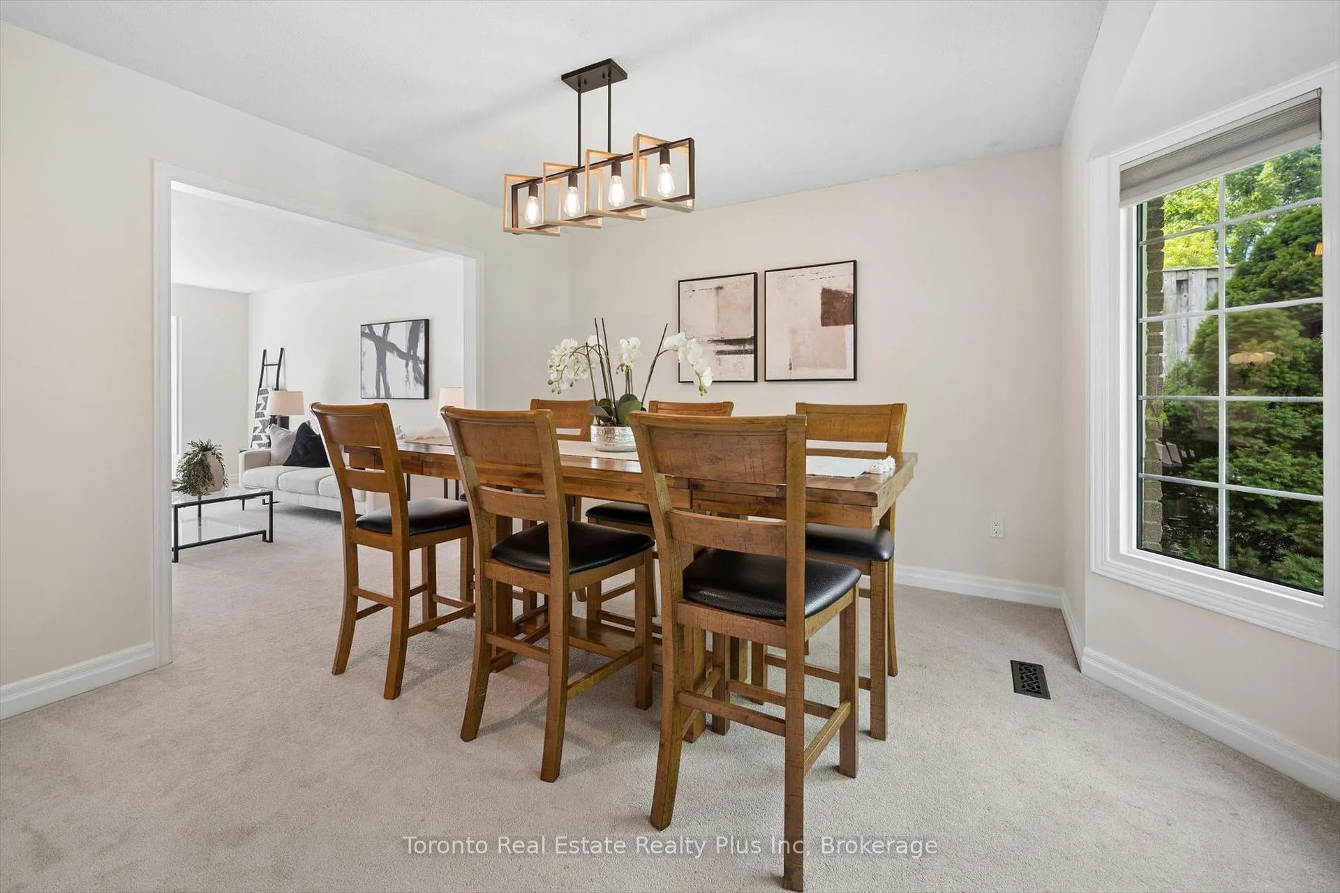 Photo 8 of 109 Ashberry Place, Waterloo — HOMEH