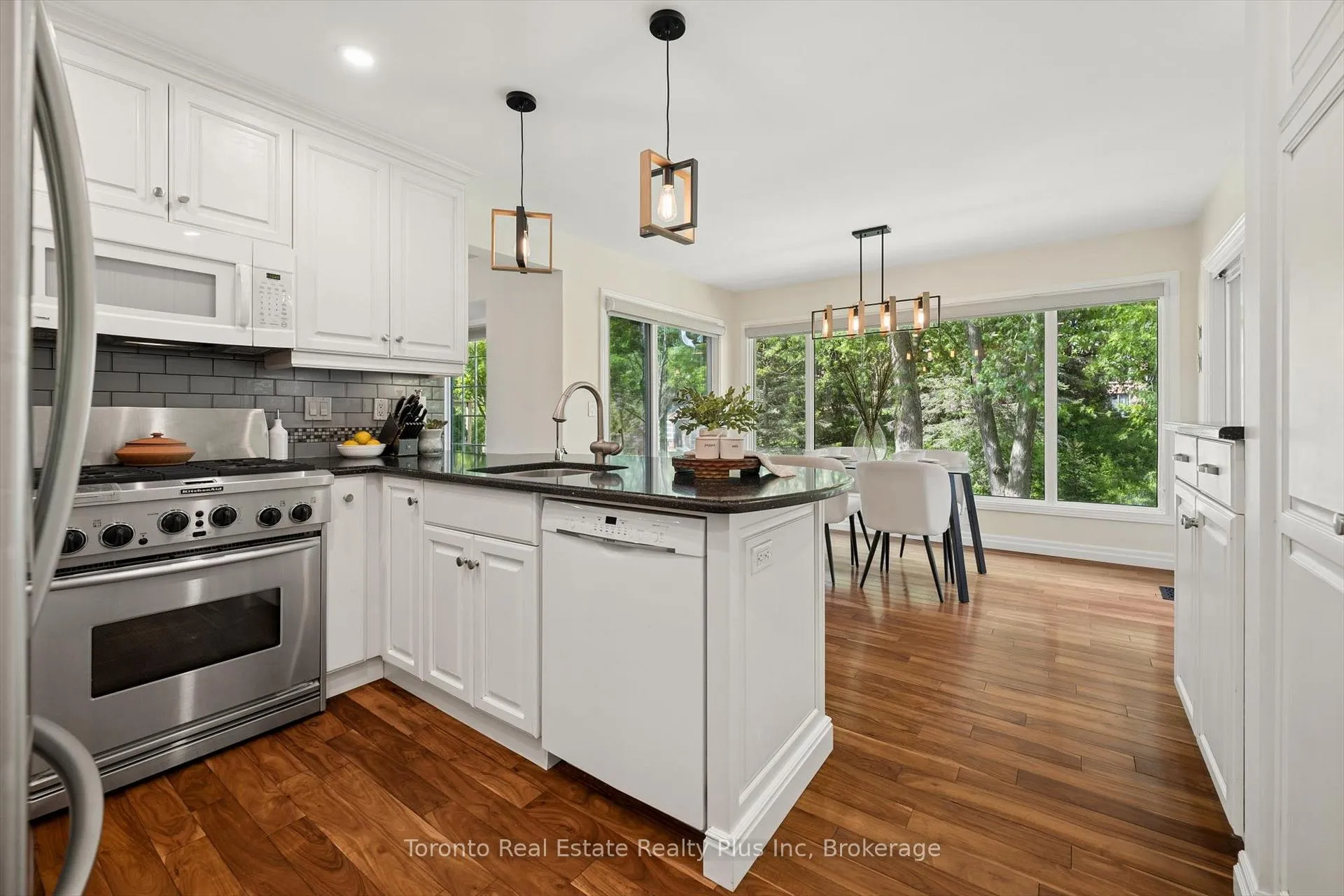 Photo 9 of 109 Ashberry Place, Waterloo — HOMEH