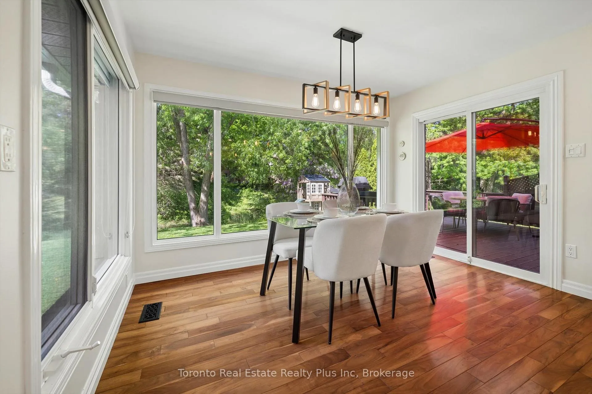 Photo 14 of 109 Ashberry Place, Waterloo — HOMEH