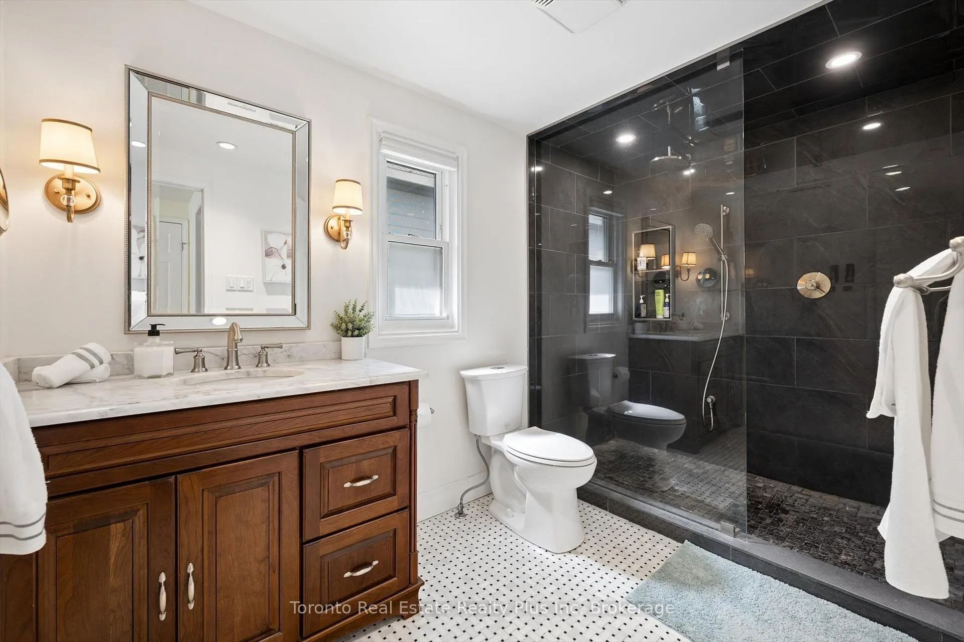 Photo 30 of 109 Ashberry Place, Waterloo — HOMEH