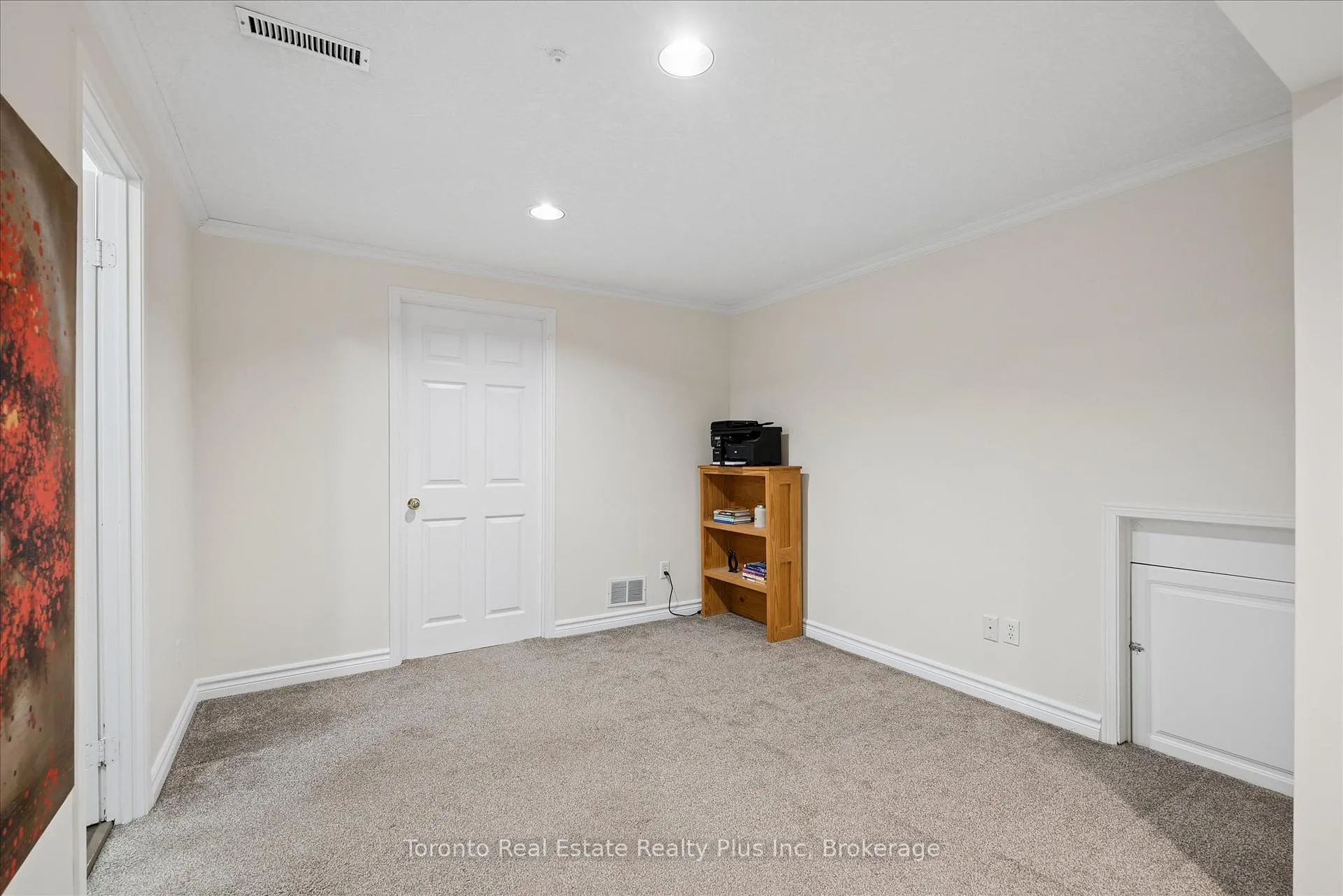 Photo 35 of 109 Ashberry Place, Waterloo — HOMEH