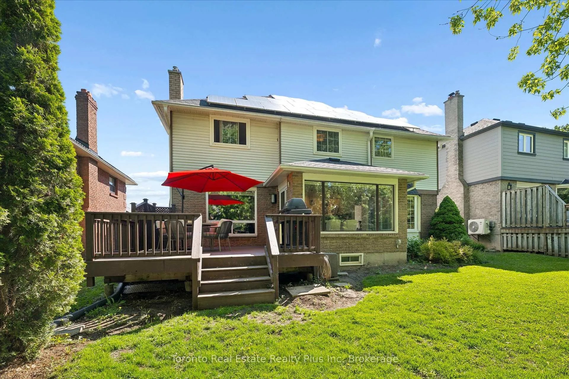 Photo 40 of 109 Ashberry Place, Waterloo — HOMEH