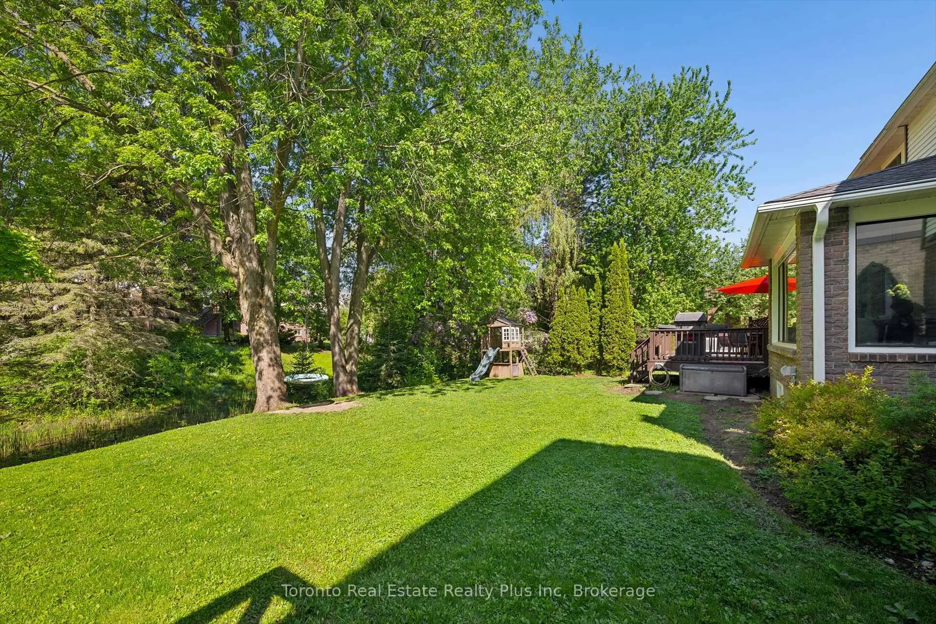 Photo 41 of 109 Ashberry Place, Waterloo — HOMEH