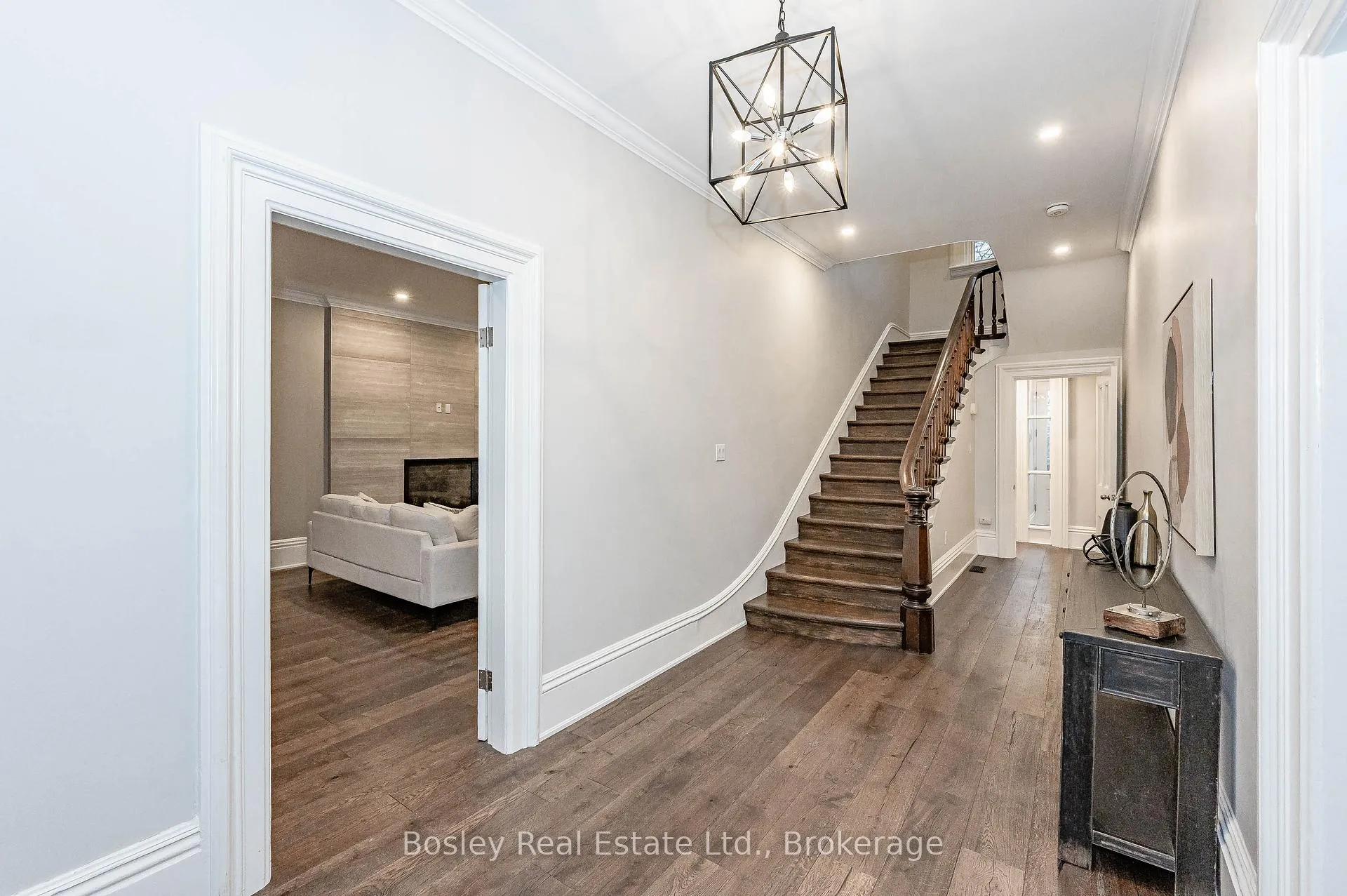 Photo 4 of 80 Queen Street, Guelph, St. George's — HOMEH