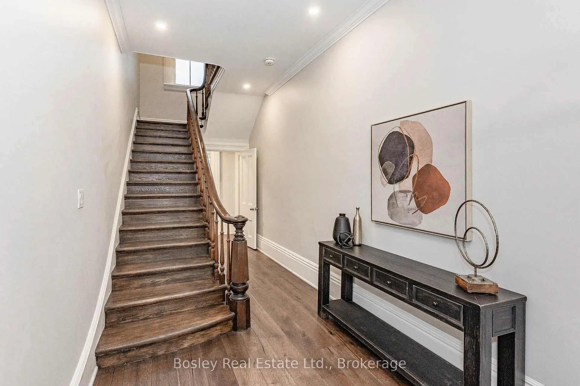 Photo 22 of 80 Queen Street, Guelph, St. George's — HOMEH