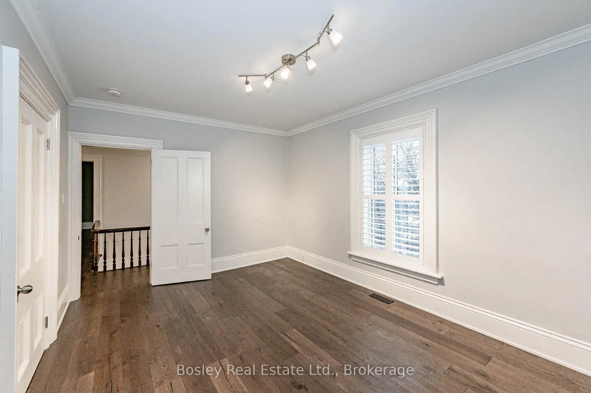 Photo 32 of 80 Queen Street, Guelph, St. George's — HOMEH