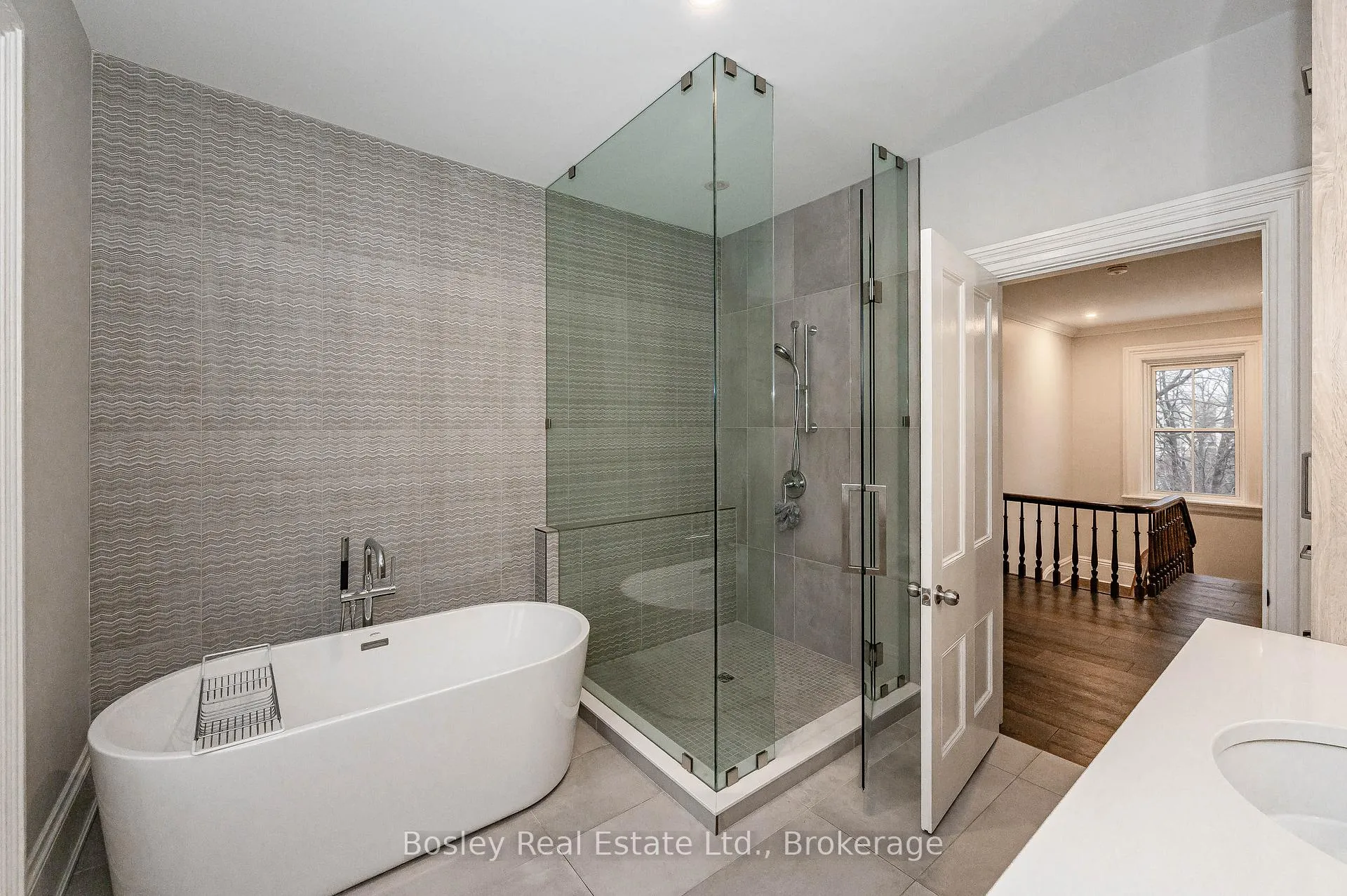 Photo 42 of 80 Queen Street, Guelph, St. George's — HOMEH