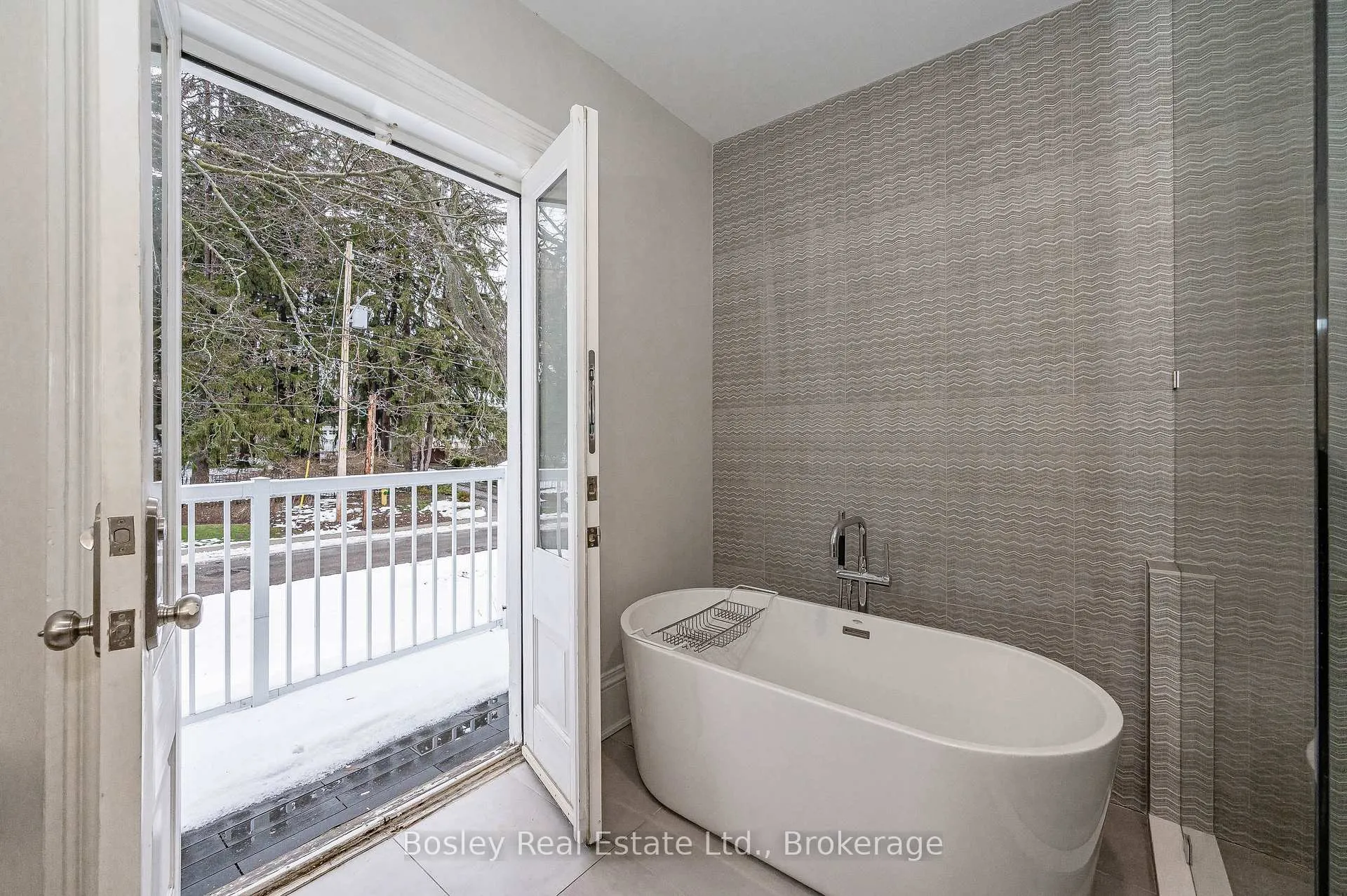 Photo 43 of 80 Queen Street, Guelph, St. George's — HOMEH