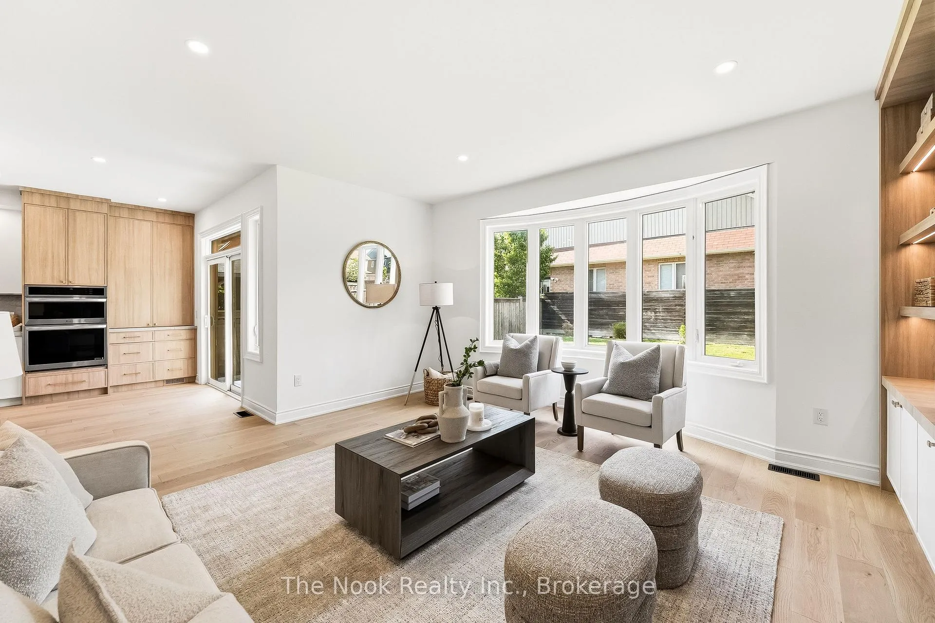 Photo 8 of 52 Nightingale Crescent, Whitby, Brooklin — HOMEH