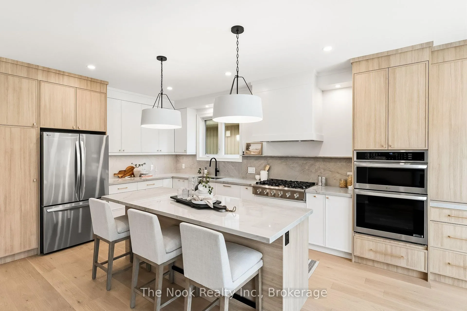 Photo 9 of 52 Nightingale Crescent, Whitby, Brooklin — HOMEH