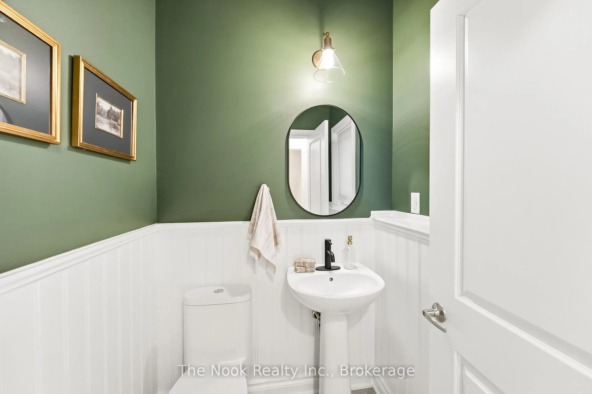 Photo 19 of 52 Nightingale Crescent, Whitby, Brooklin — HOMEH