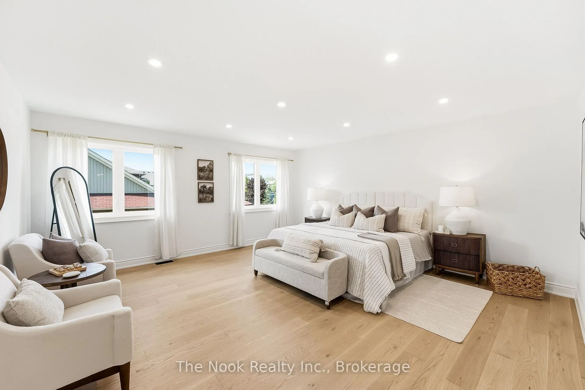 Photo 23 of 52 Nightingale Crescent, Whitby, Brooklin — HOMEH