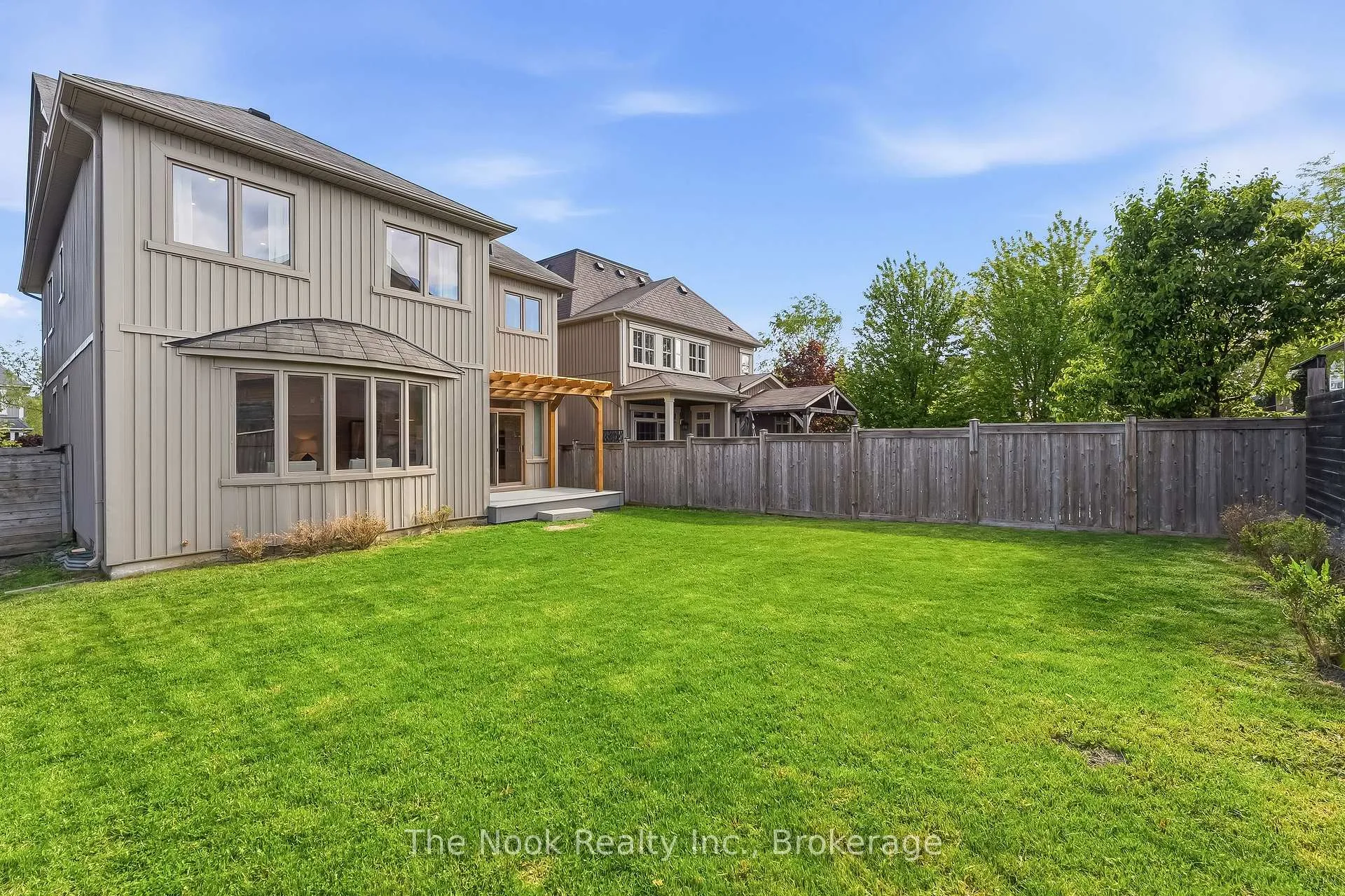 Photo 48 of 52 Nightingale Crescent, Whitby, Brooklin — HOMEH