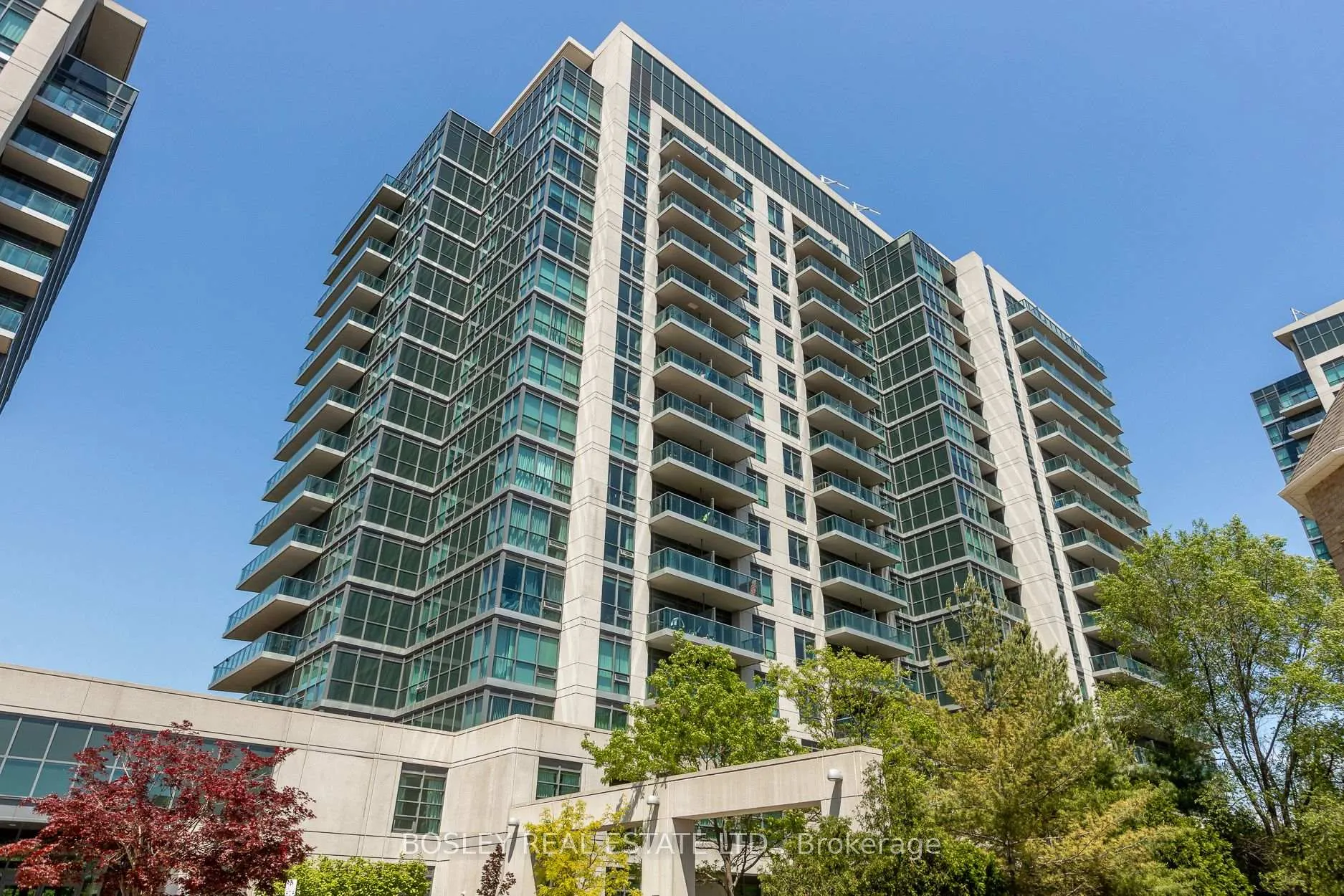 Photo 2 of Unit 1207, 35 Brian Peck Crescent, Toronto, Leaside — HOMEH
