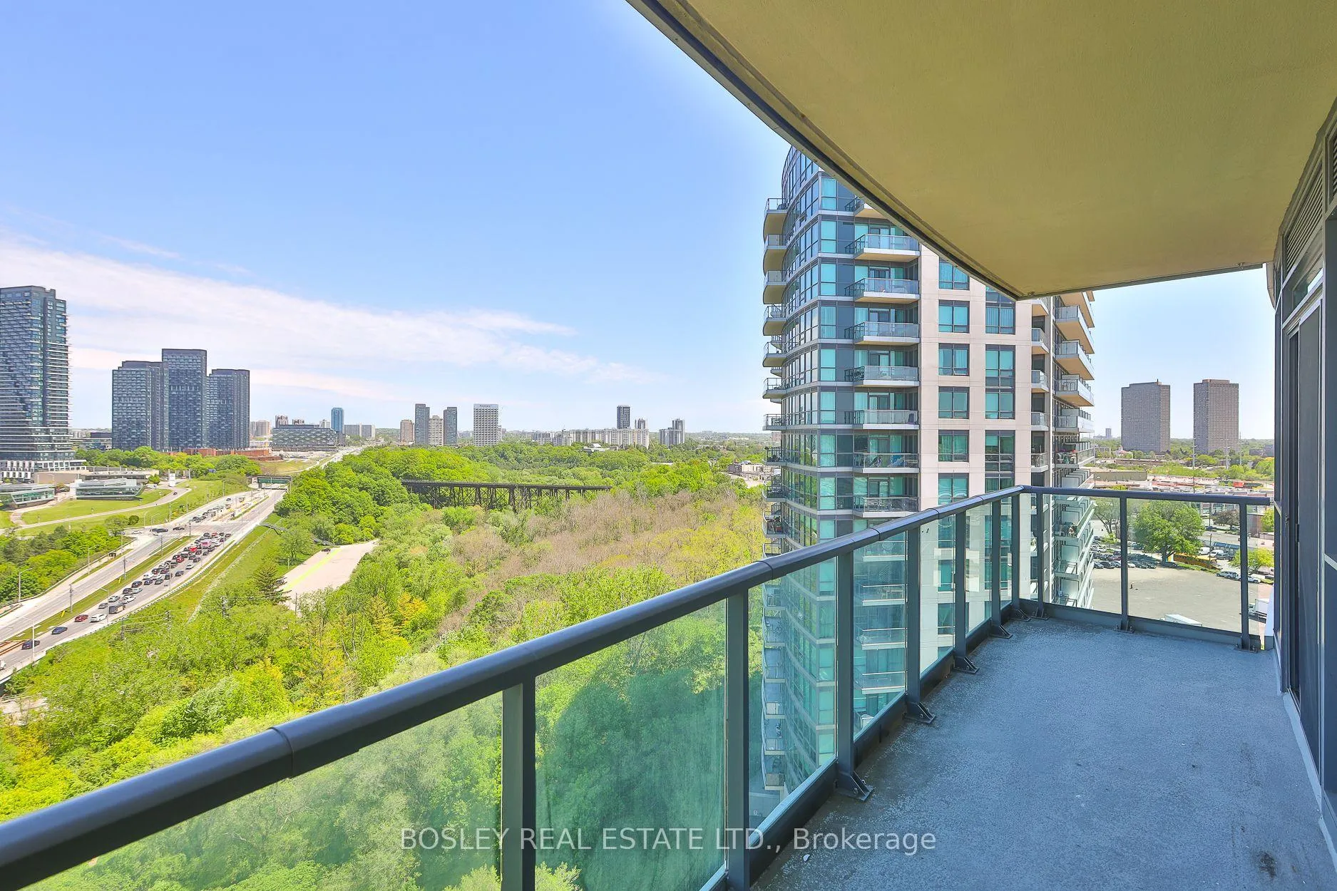 Photo 11 of Unit 1207, 35 Brian Peck Crescent, Toronto, Leaside — HOMEH