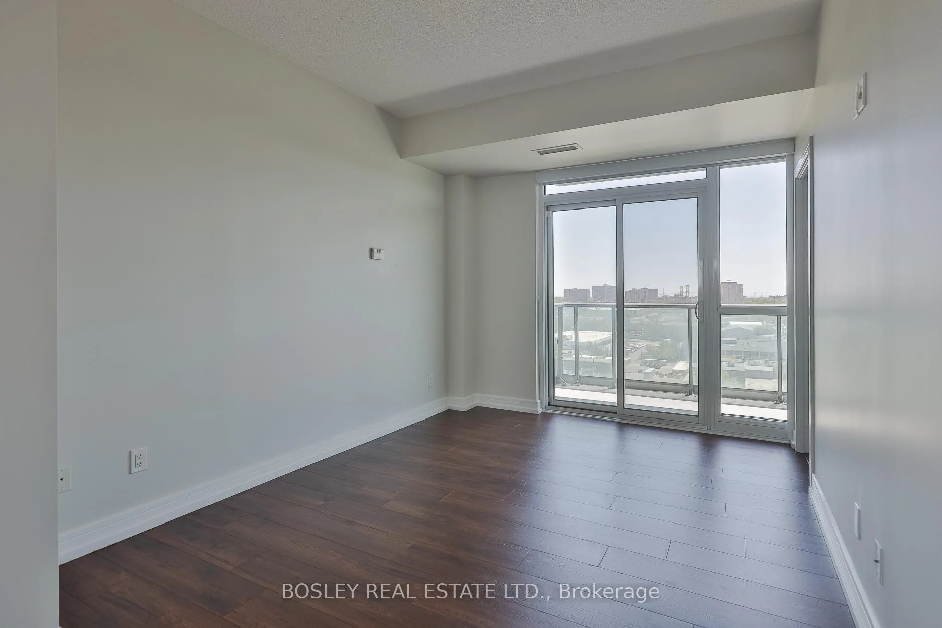 Photo 18 of Unit 1207, 35 Brian Peck Crescent, Toronto, Leaside — HOMEH