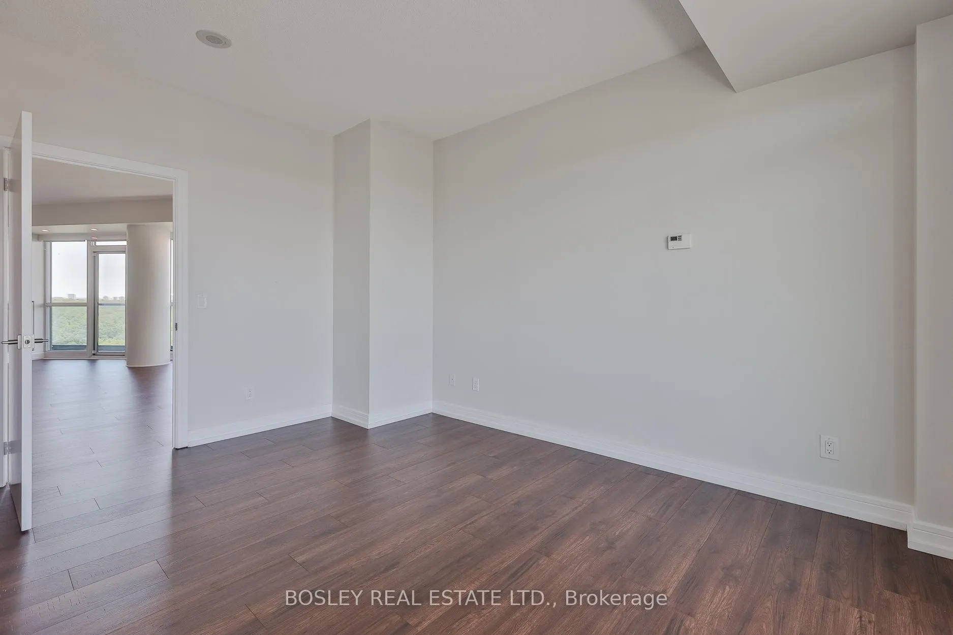 Photo 22 of Unit 1207, 35 Brian Peck Crescent, Toronto, Leaside — HOMEH
