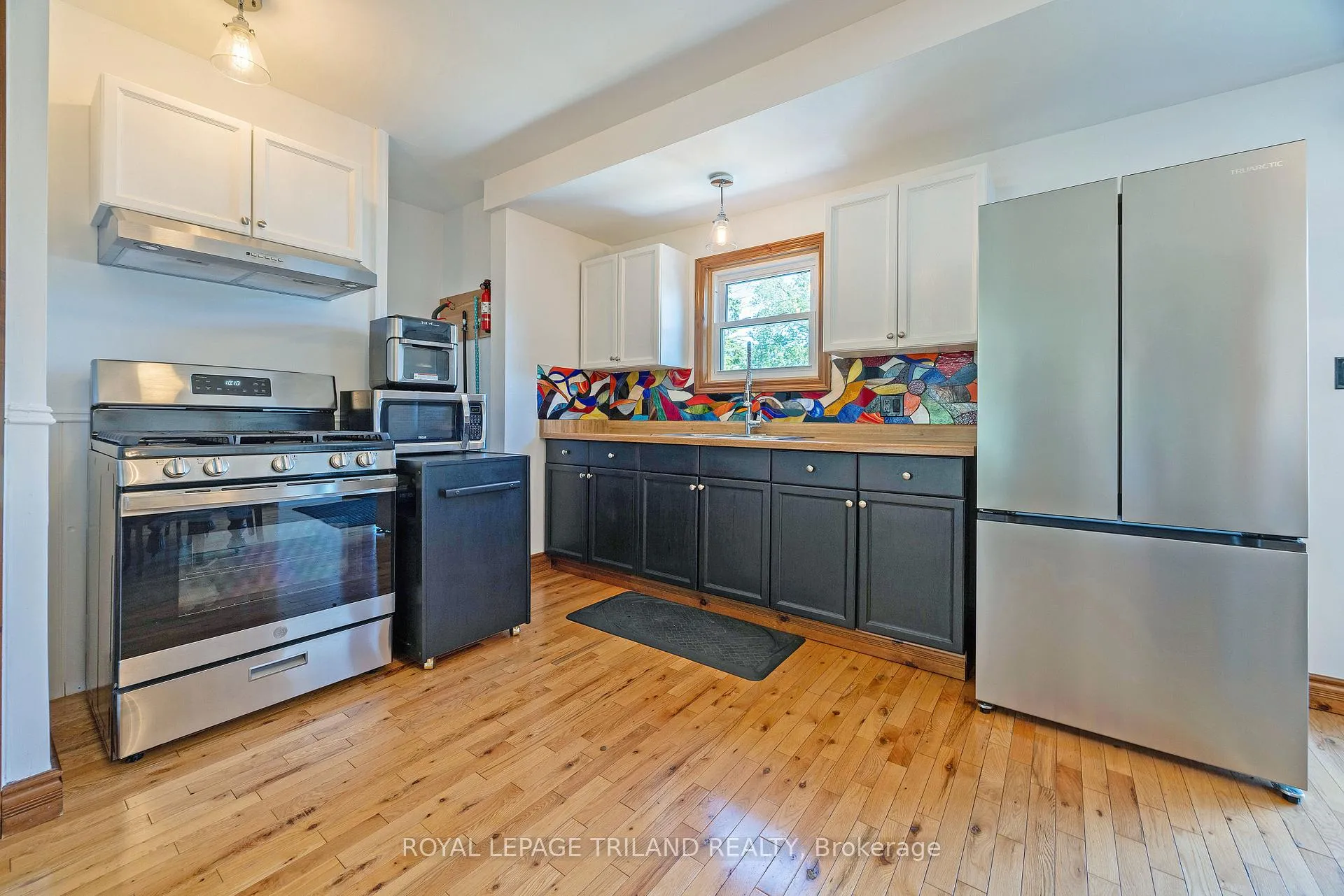 Photo 11 of 166 Minnie Street, Thames Centre, Rural Thames Centre — HOMEH